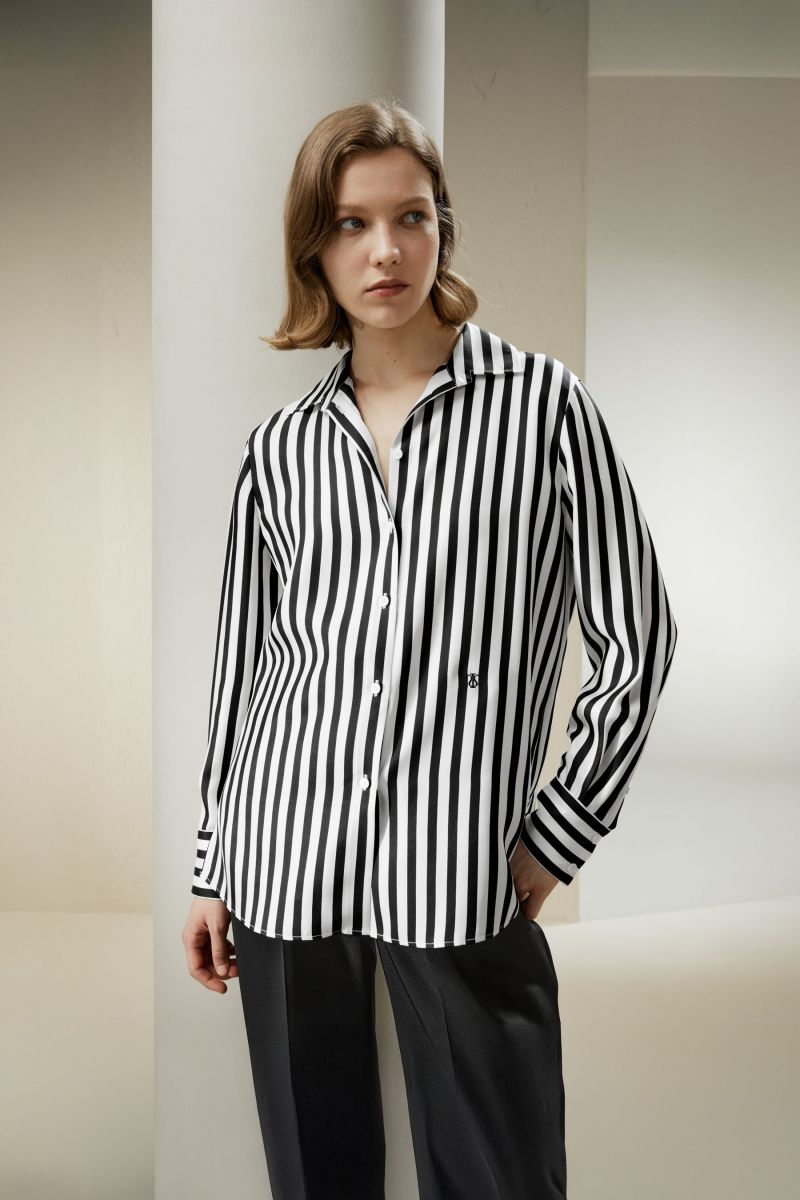 #color_Black-White Pinstripes