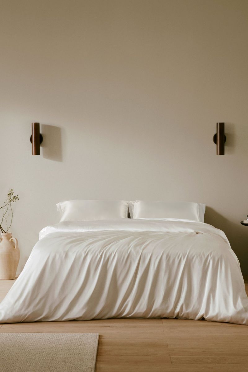 #color_Natural White