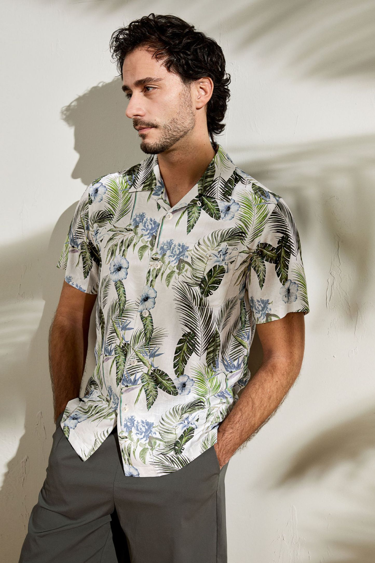 #color_Tropical Palm Print
