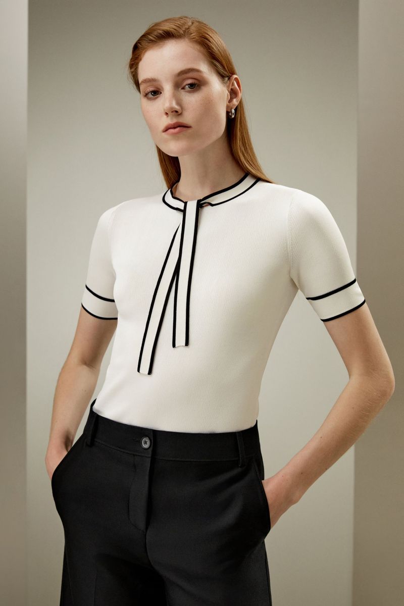 #color_White With Black Stripes