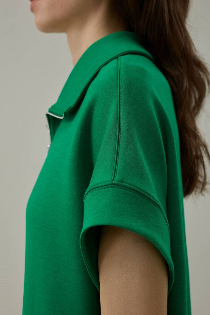 #color_Emerald Green