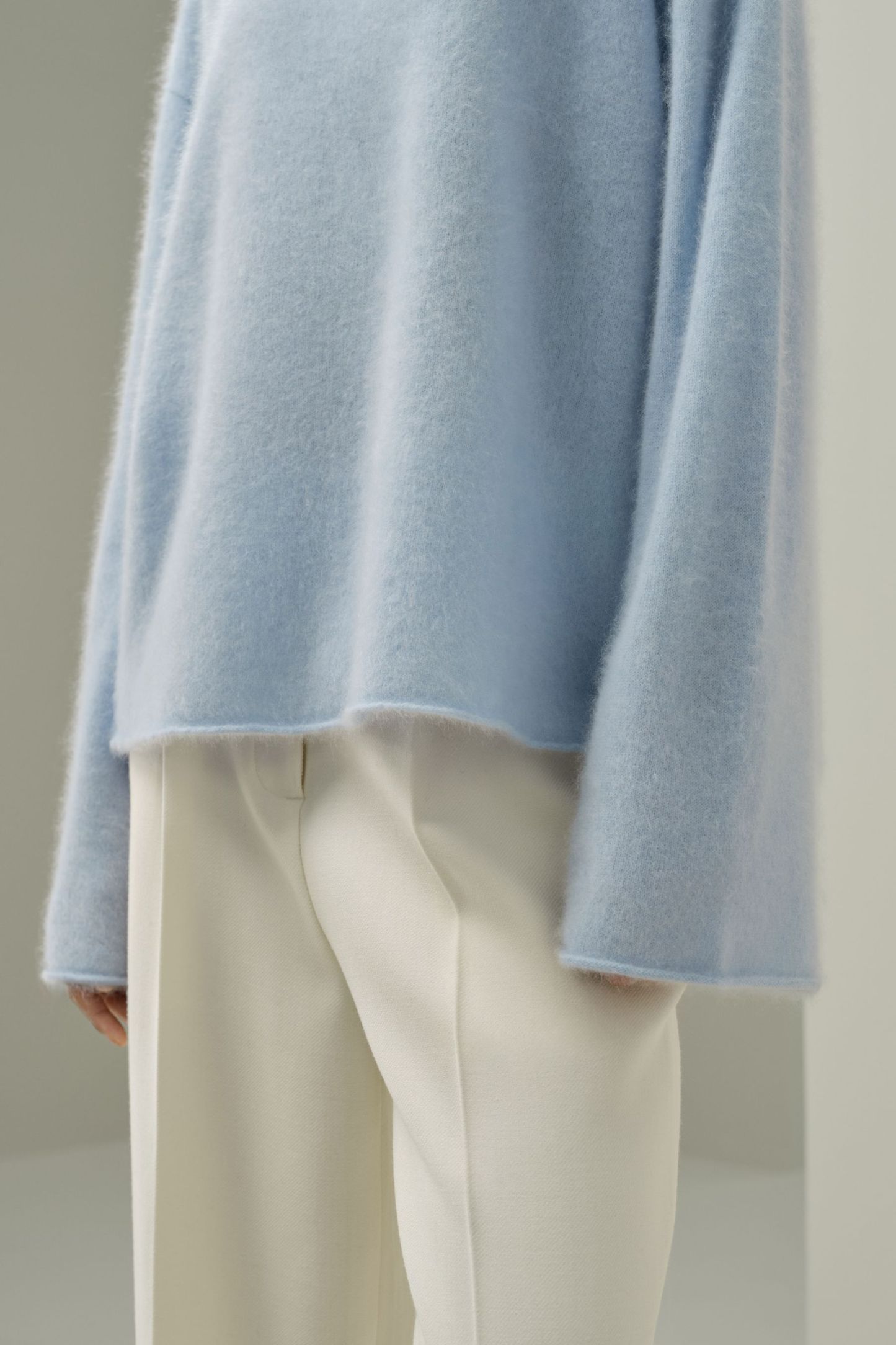 #color_Illusion Blue