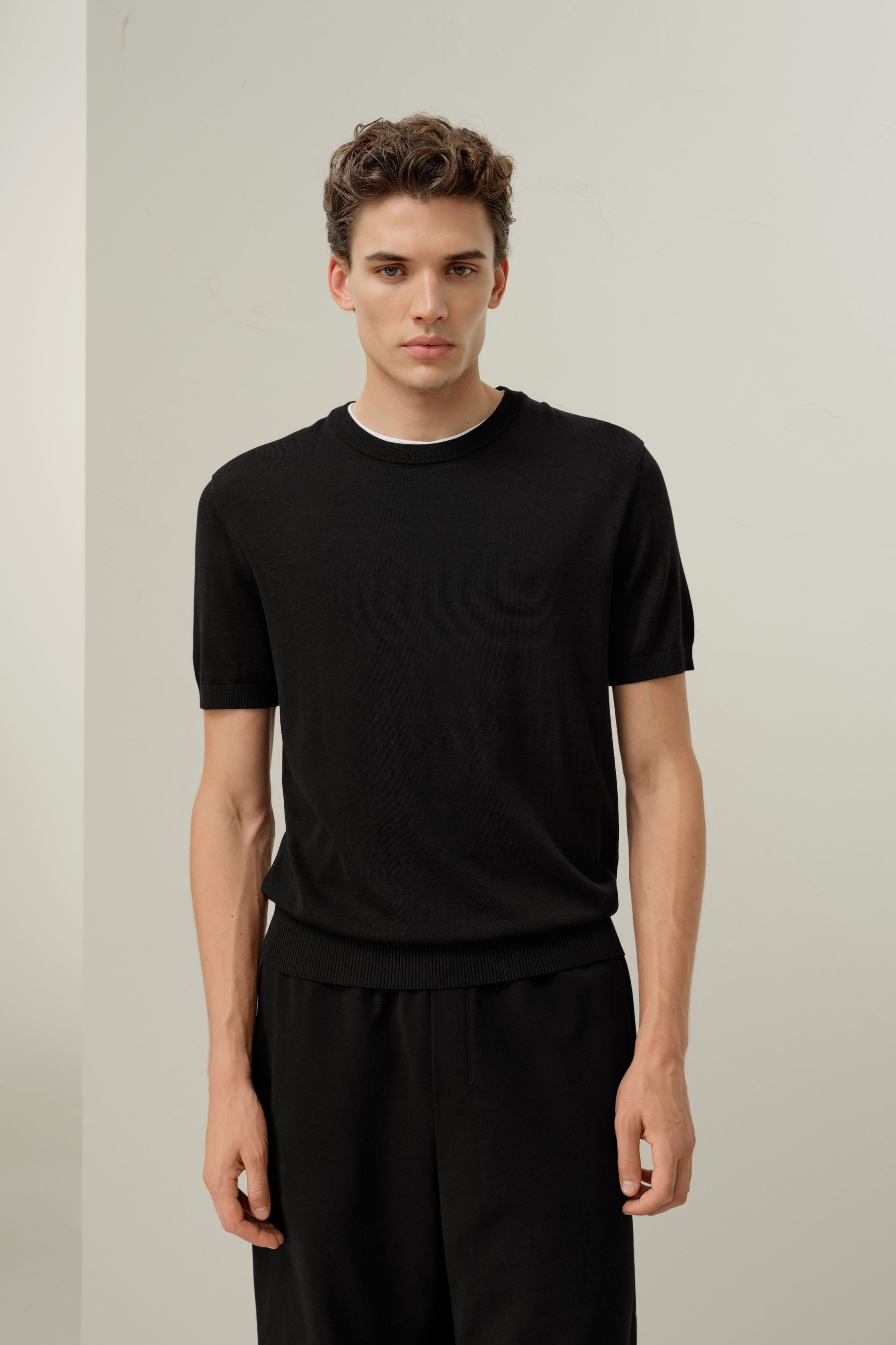 #color_Black