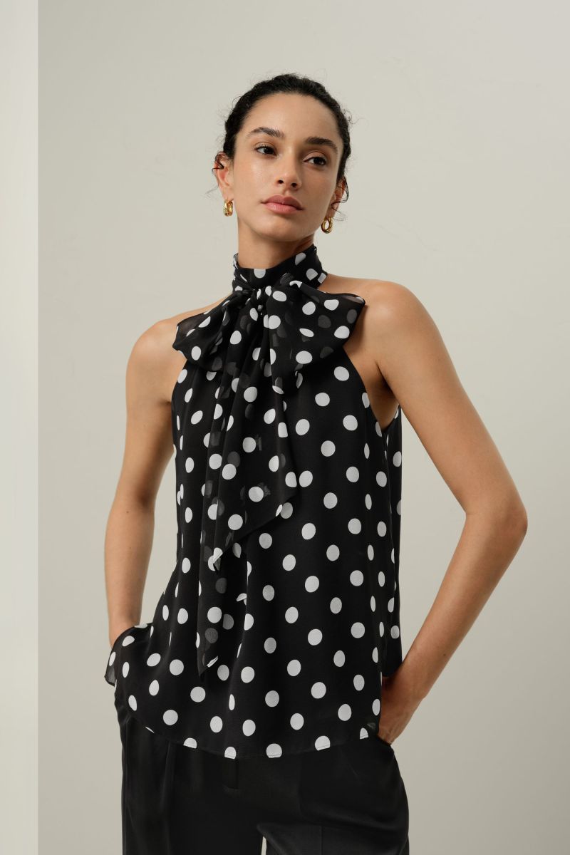#color_White Dots In Black