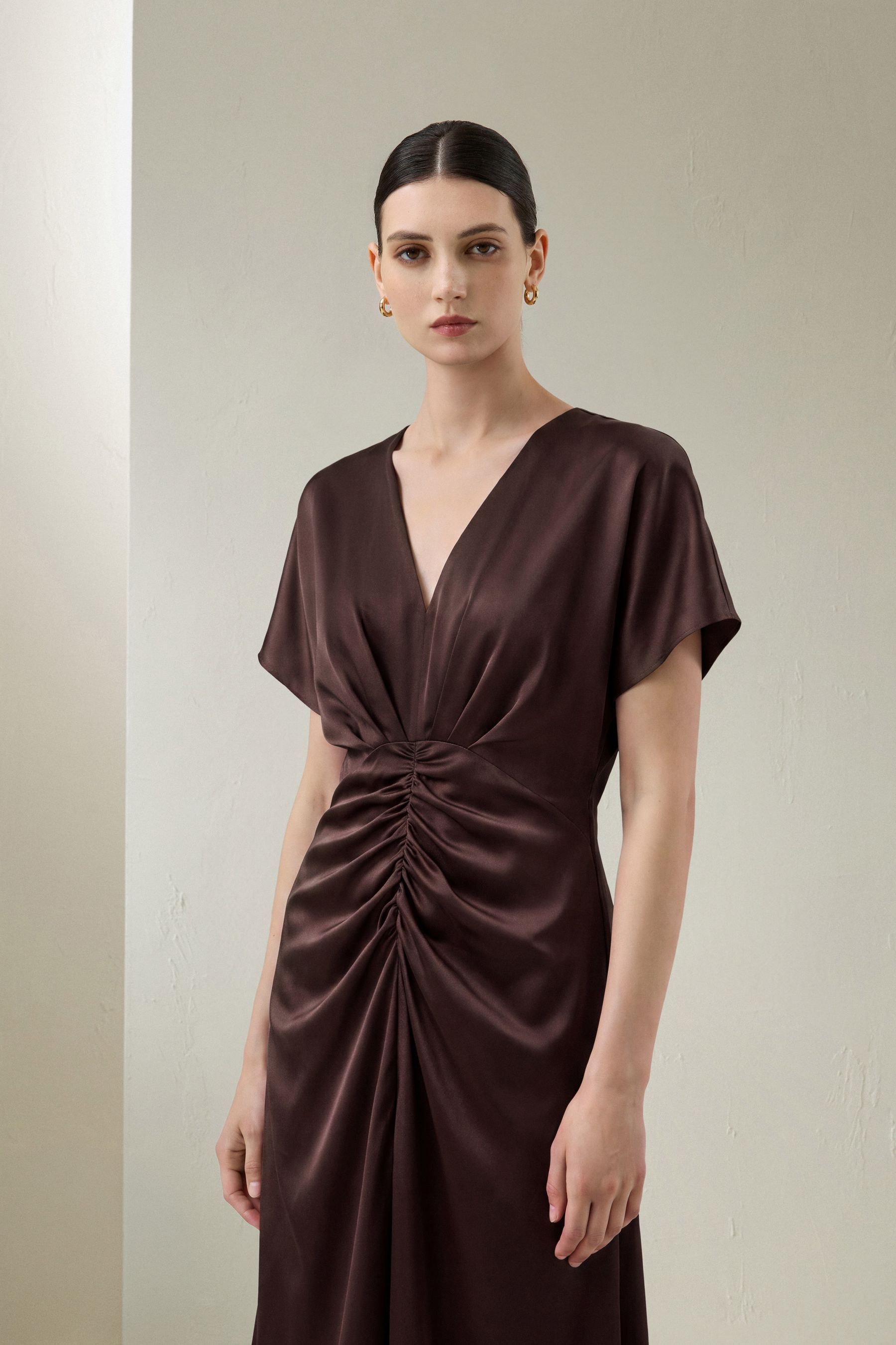 #color_Dark-Brown