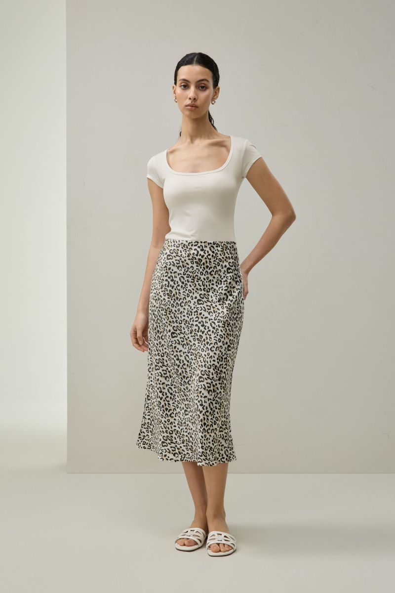 #color_Dawn Leopard