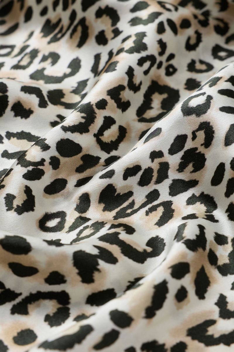 #color_Dawn Leopard