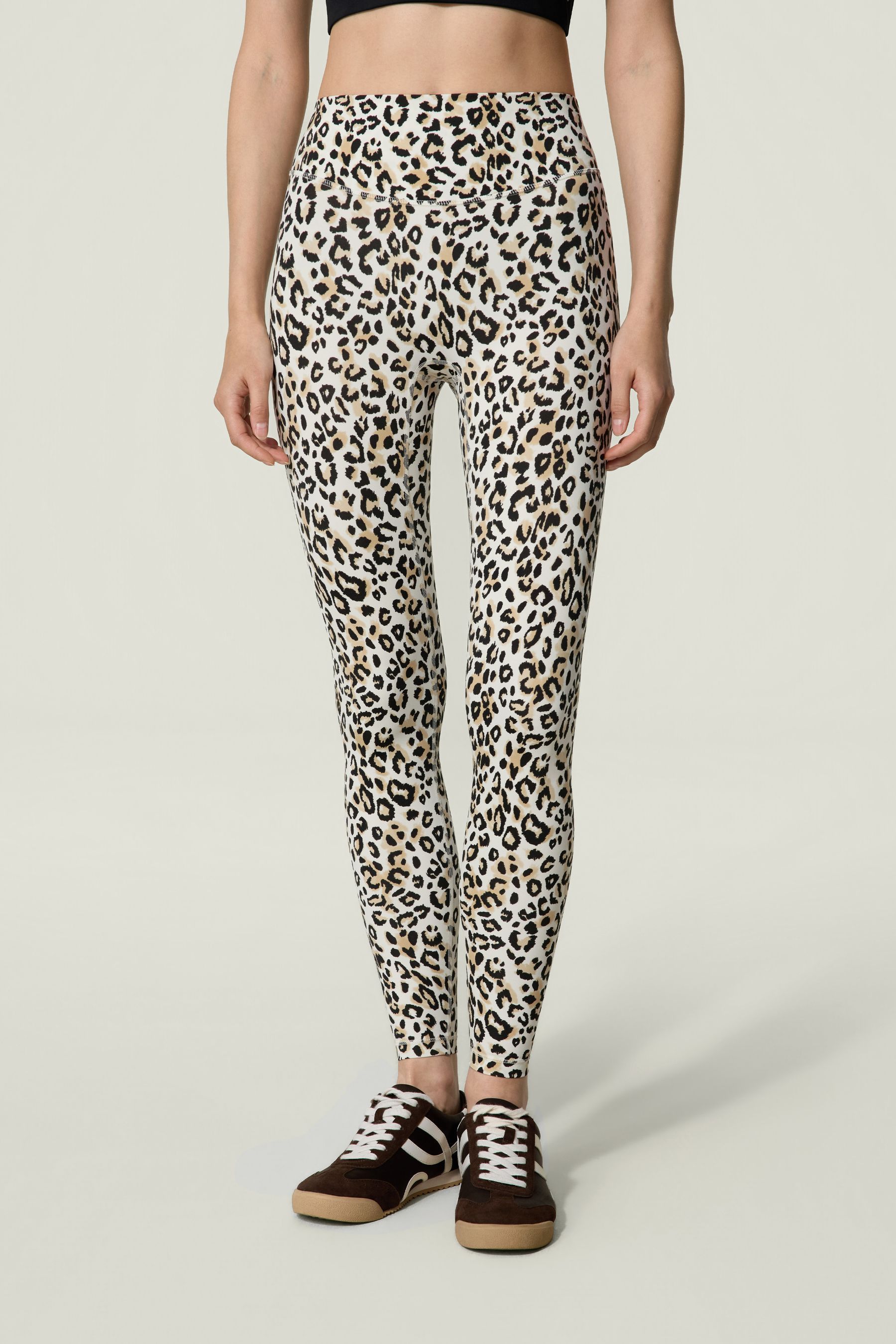 #color_Dawn Leopard