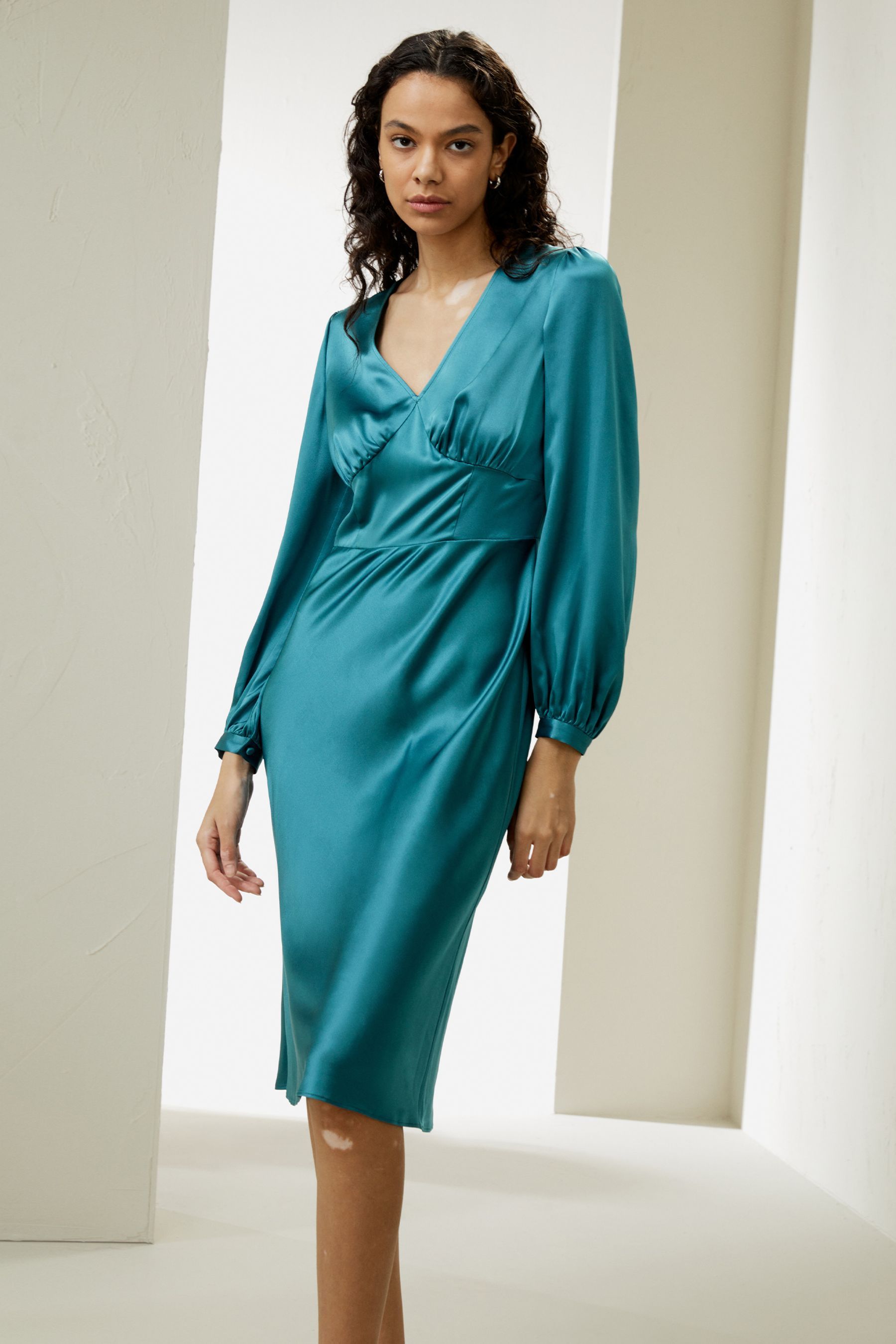 #color_Adriatic Blue