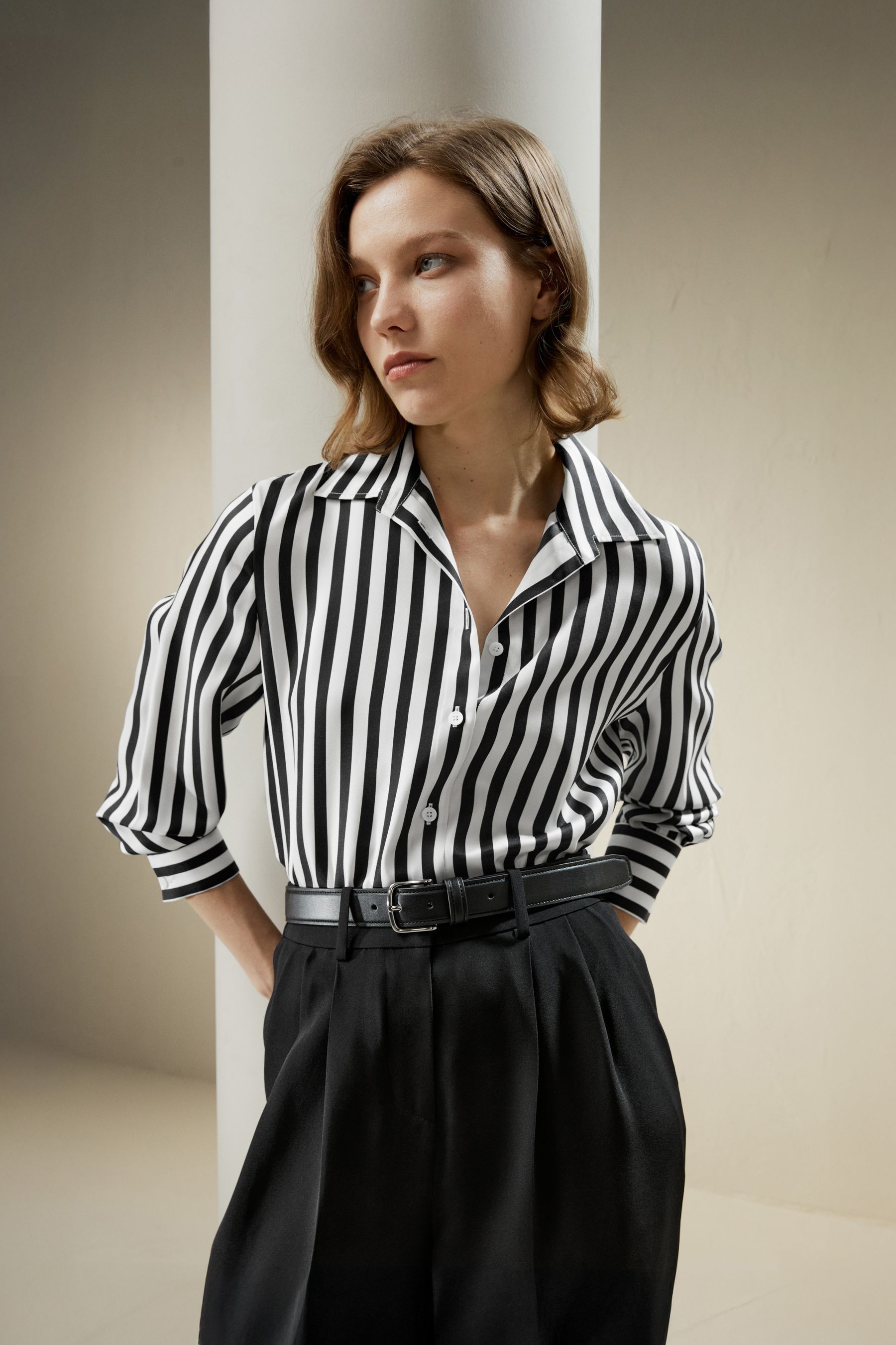 #color_Black-White Pinstripes