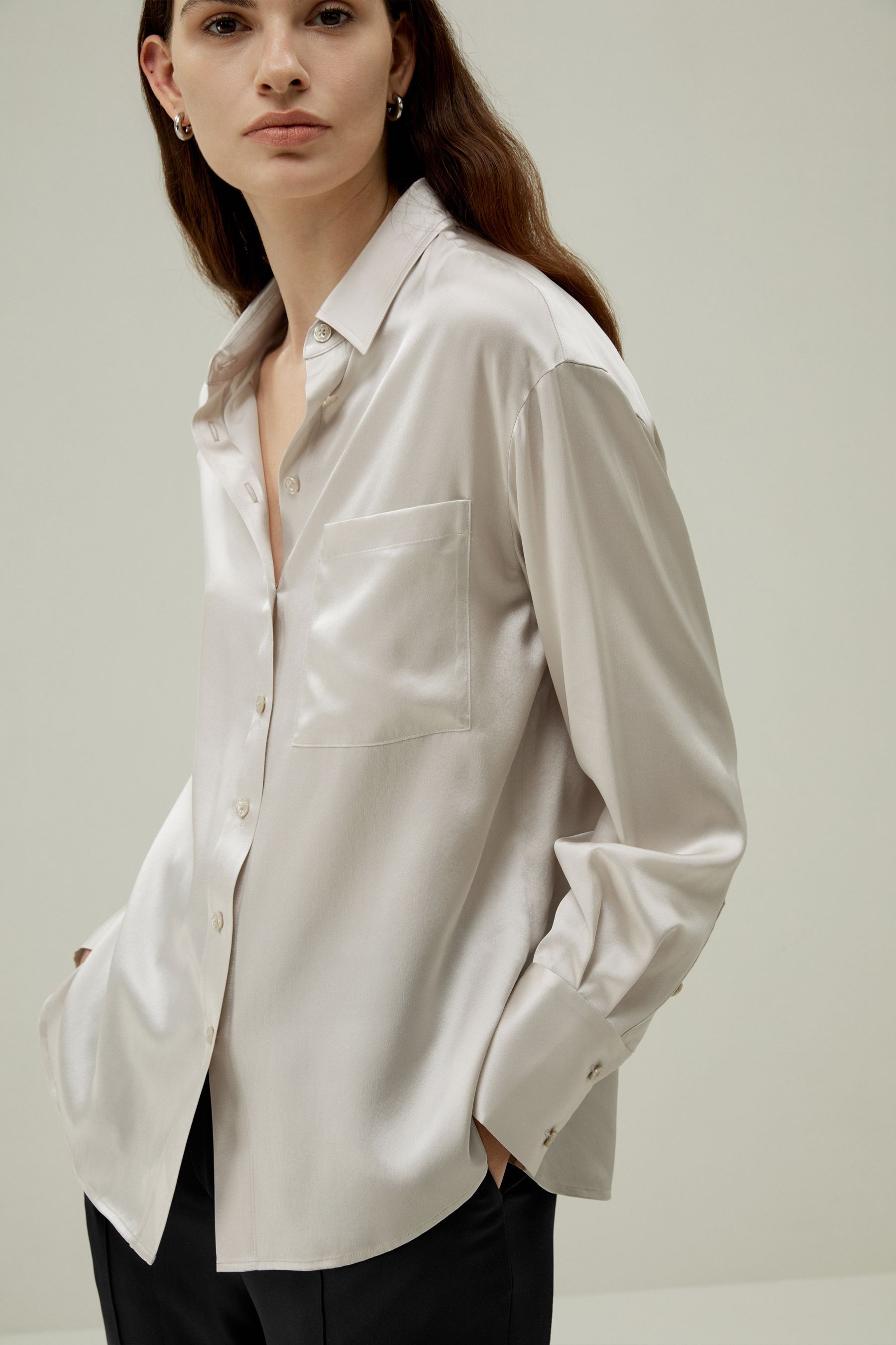 #color_Moonlight Gray