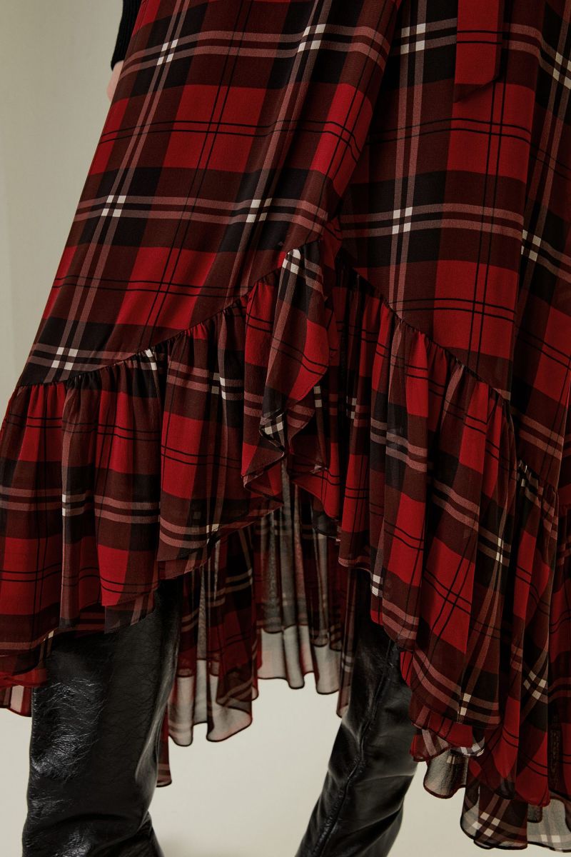 #color_Black and Red Square