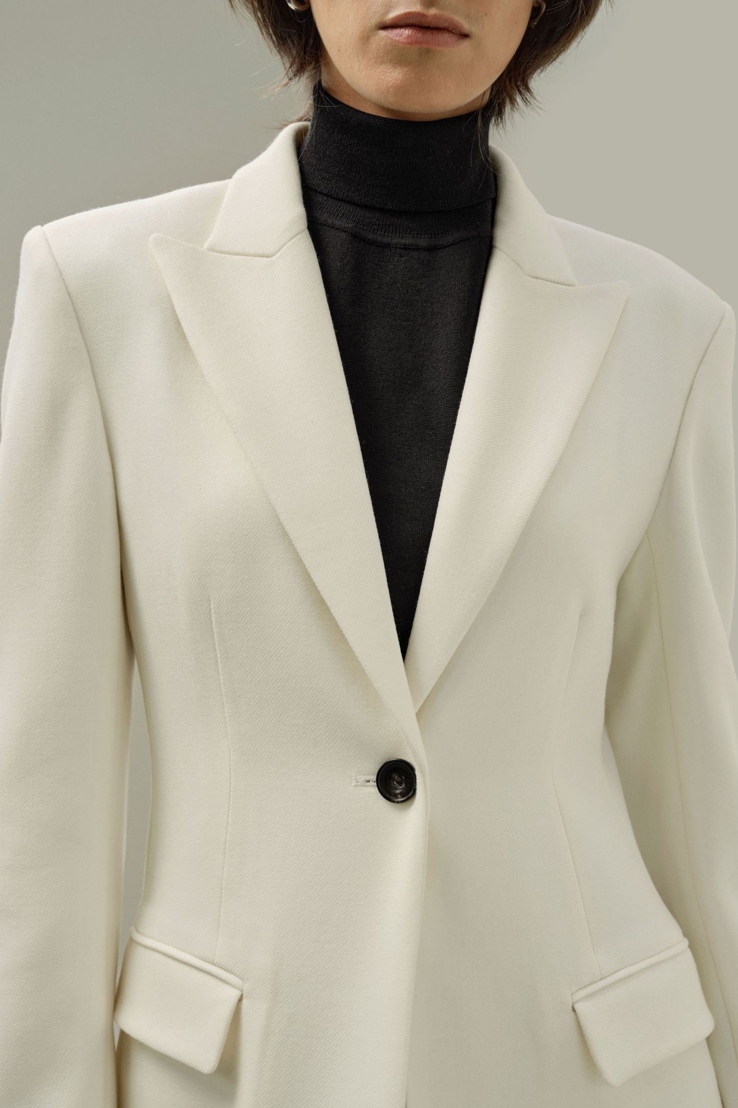 #color_Natural White