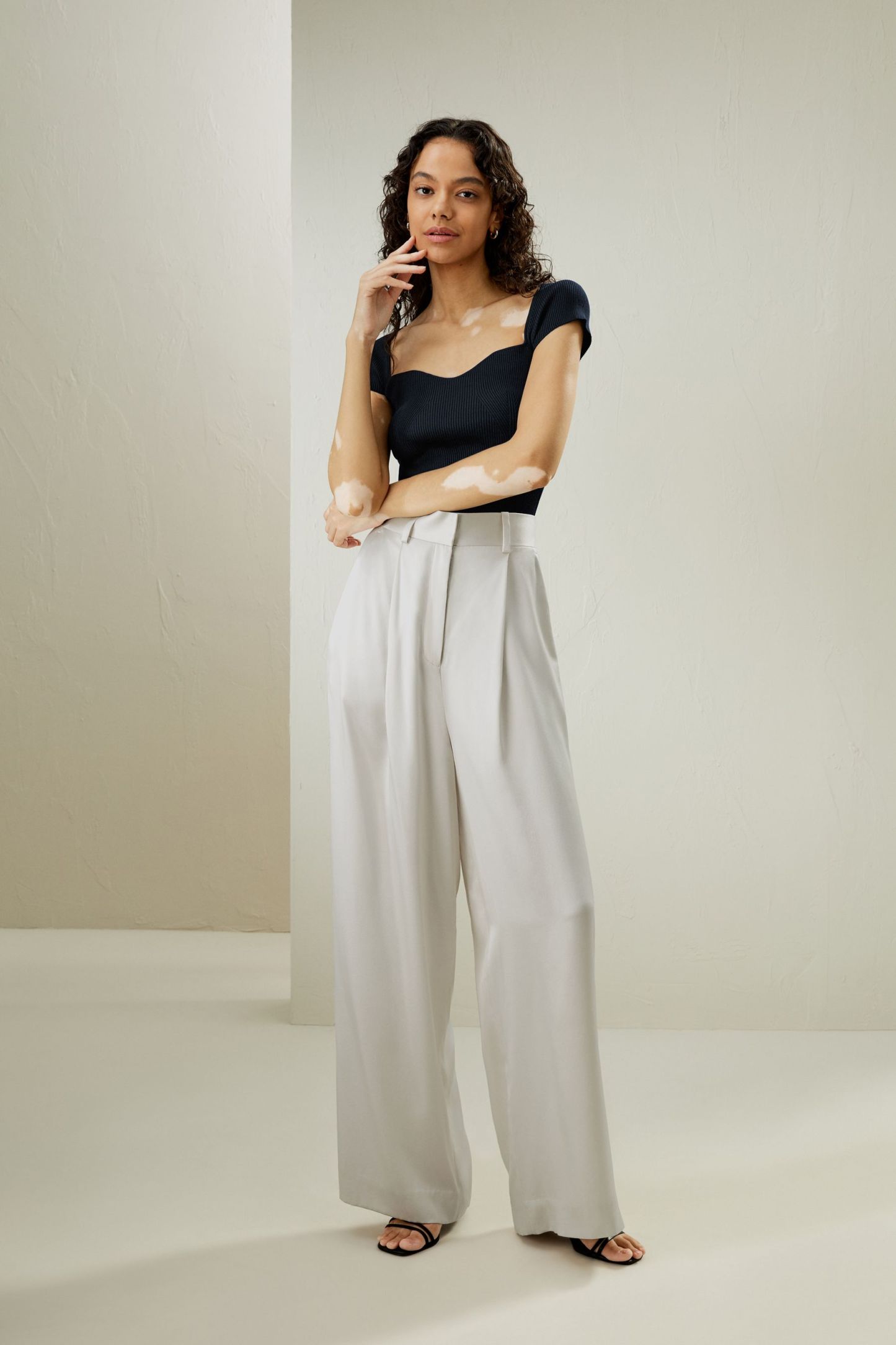 Sweetheart Neck Ribbed Silk Knit Top