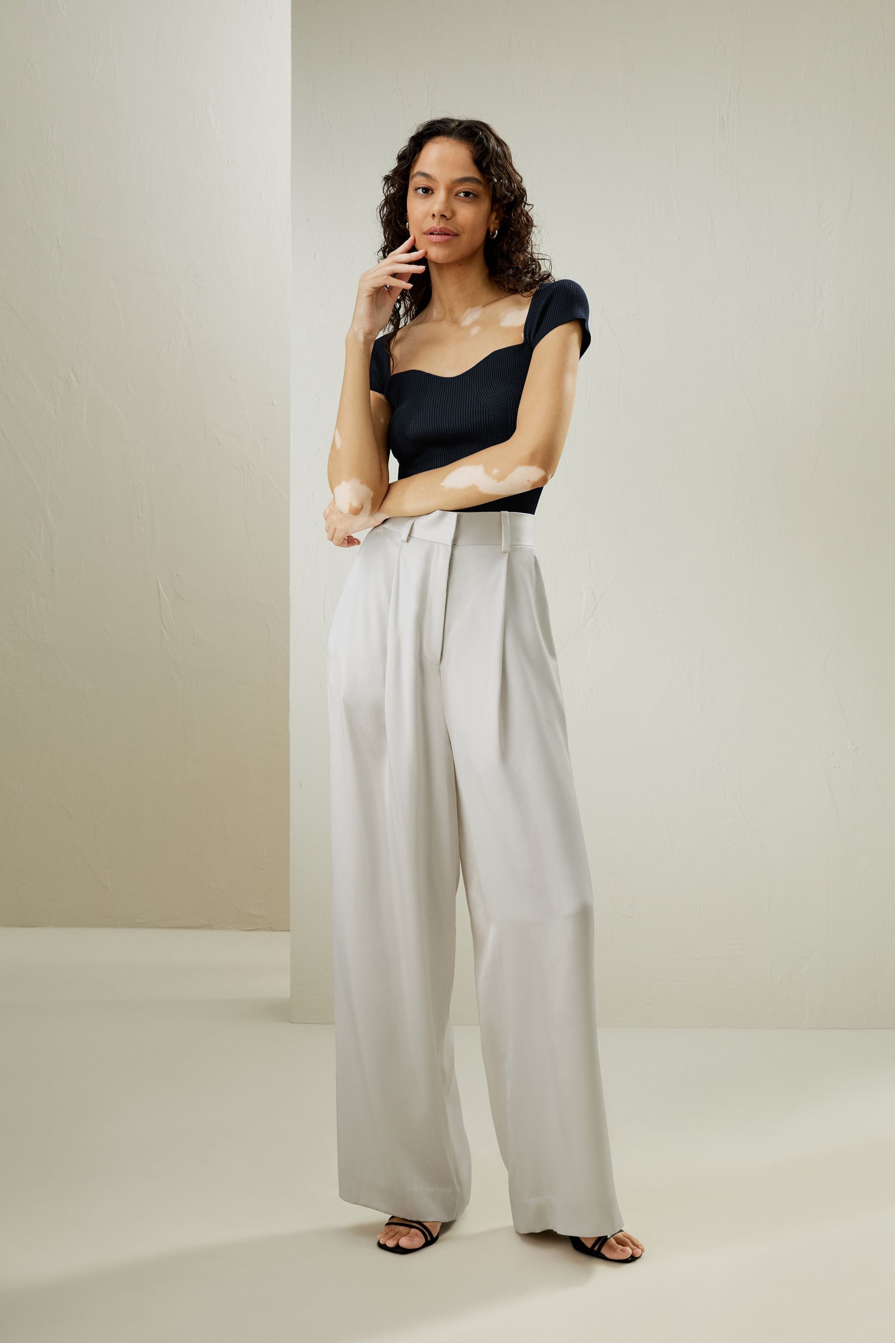 Sweetheart Neck Ribbed Silk Knit Top