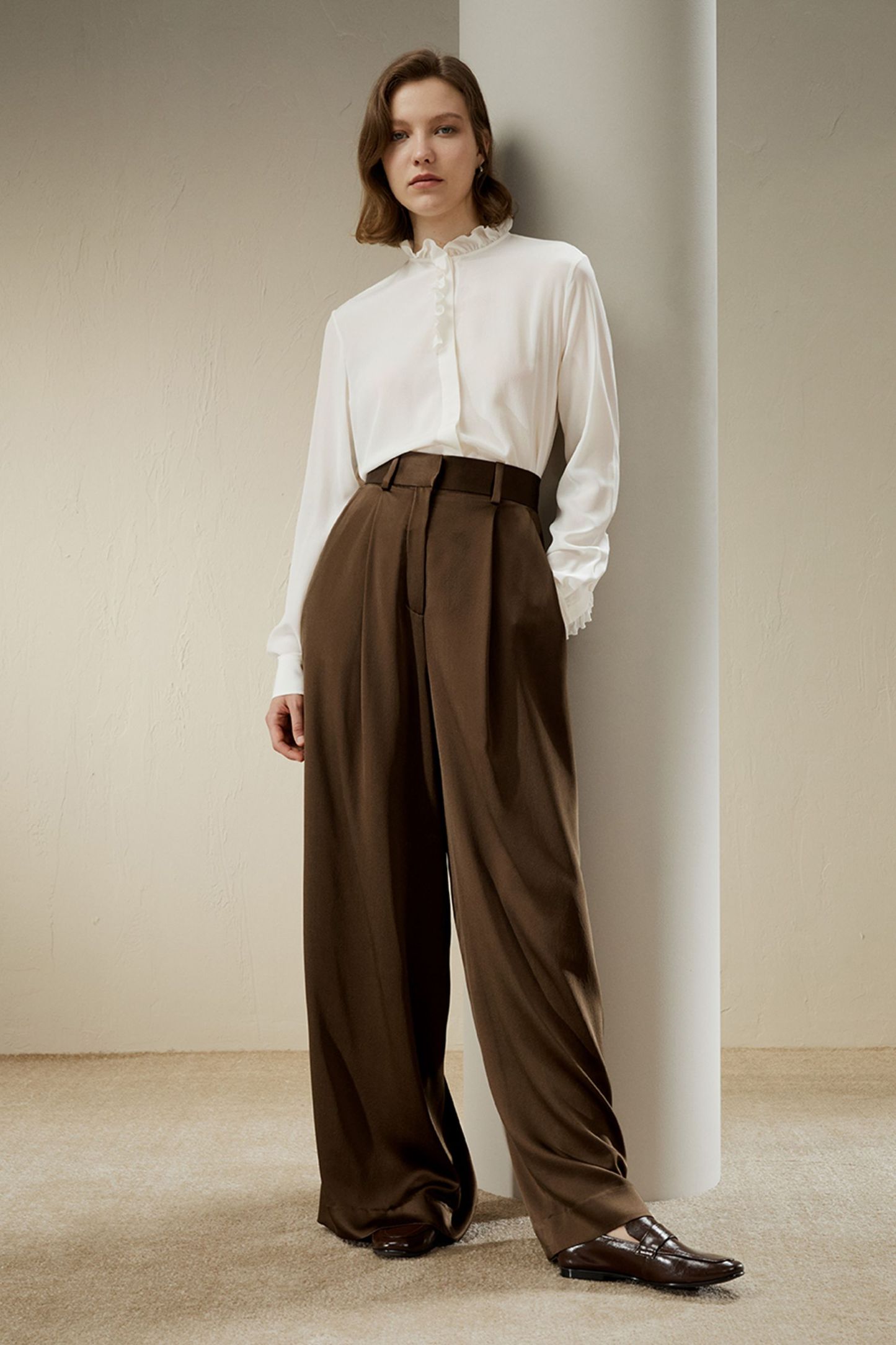 #color_Natural White