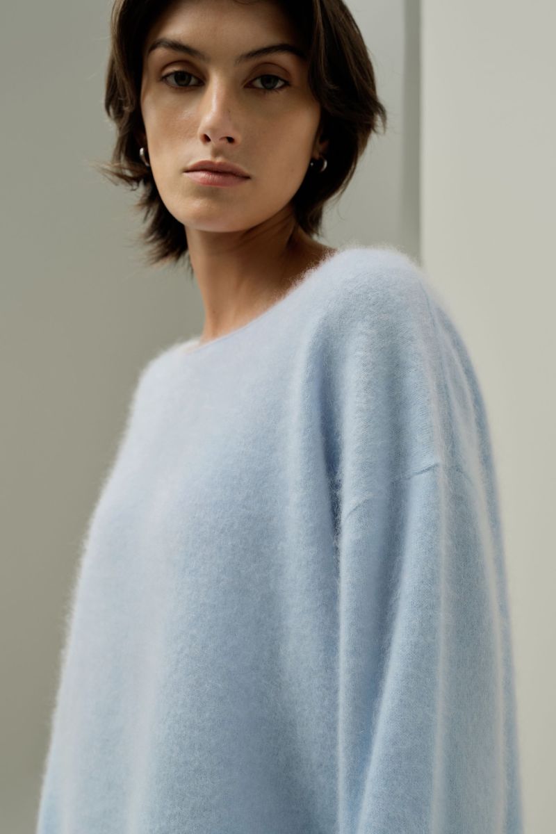 #color_Illusion Blue