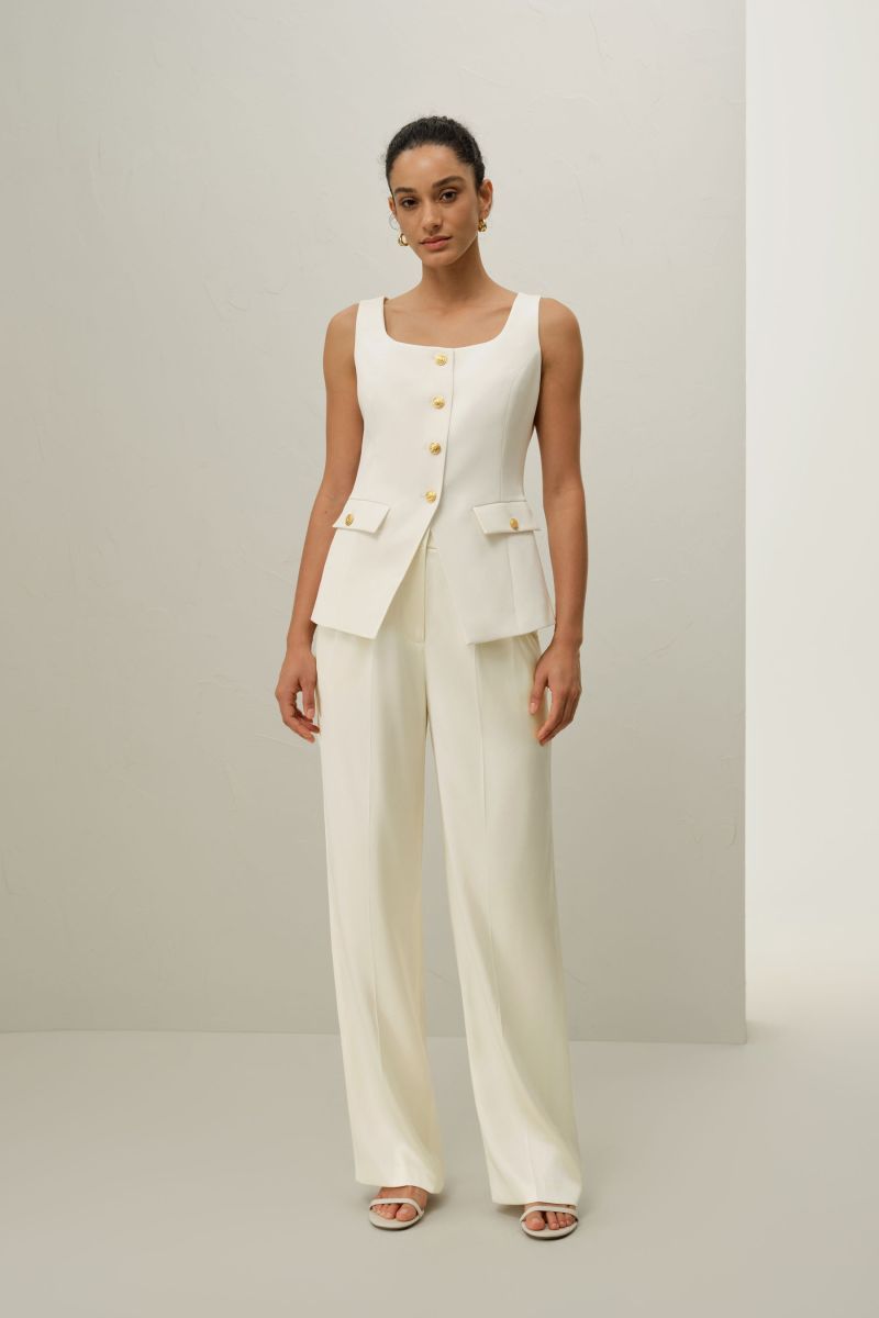 #color_Natural White