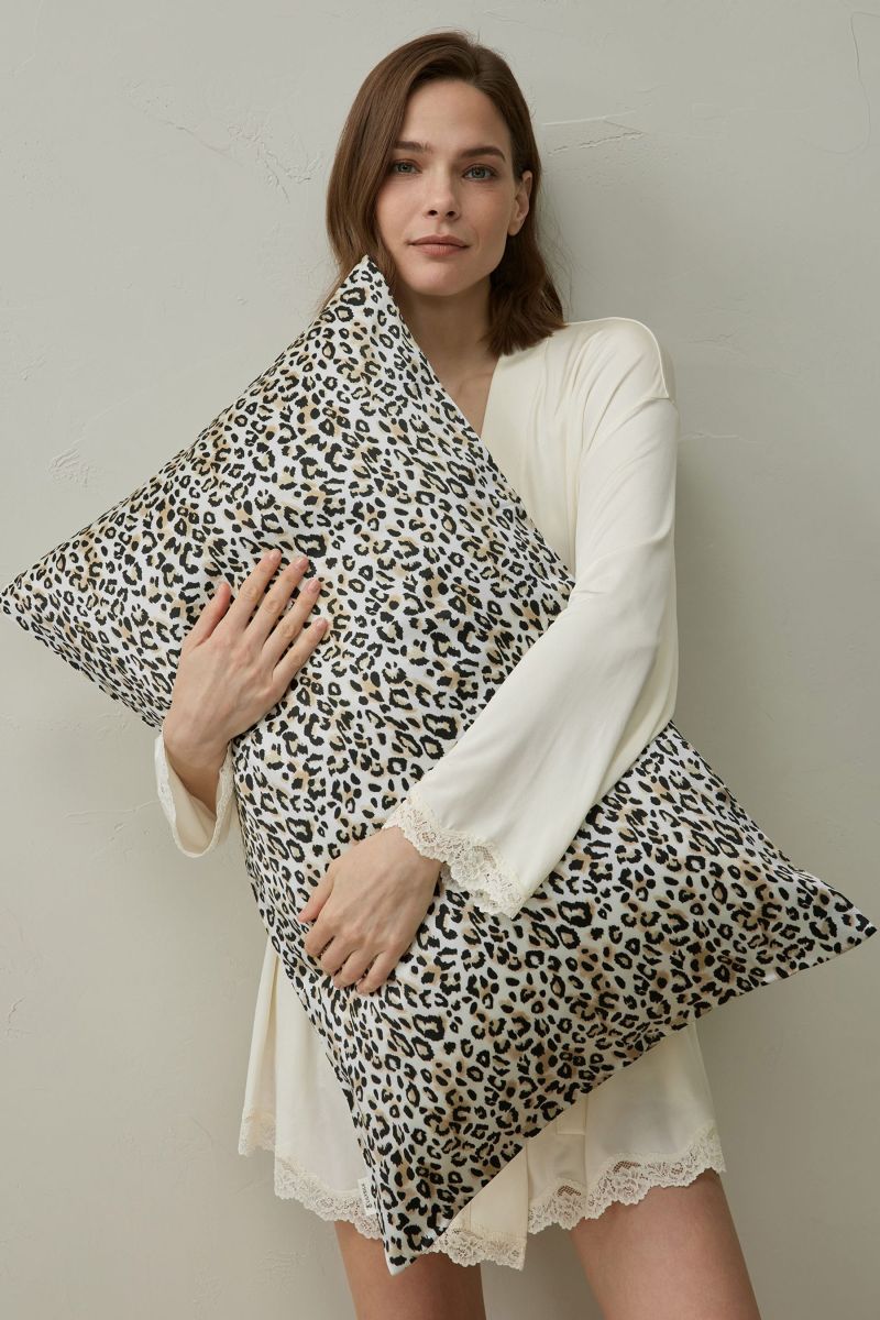 #color_Dawn Leopard