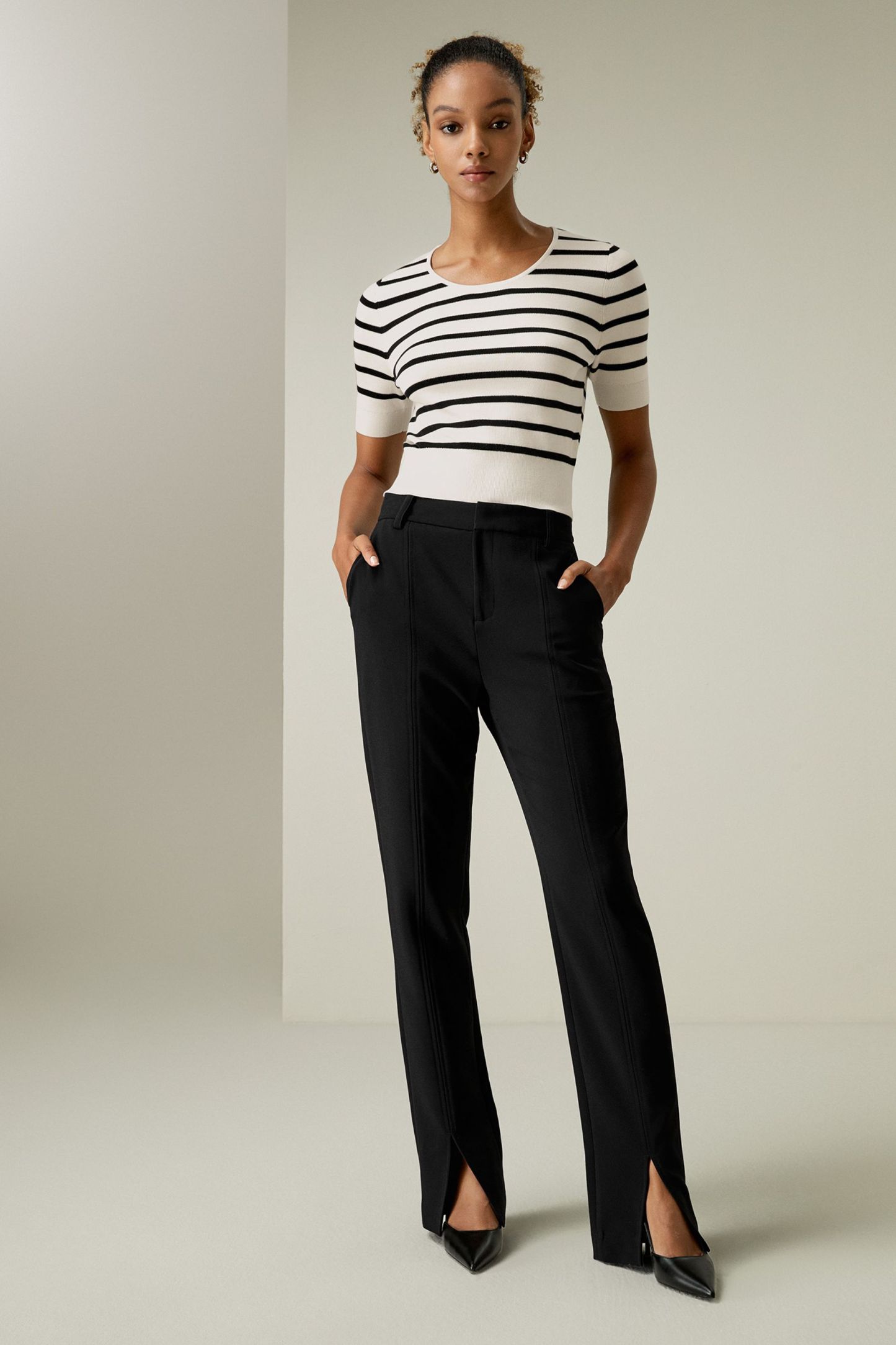 #color_White With Black Stripes