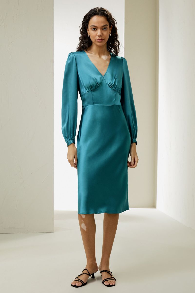 #color_Adriatic Blue