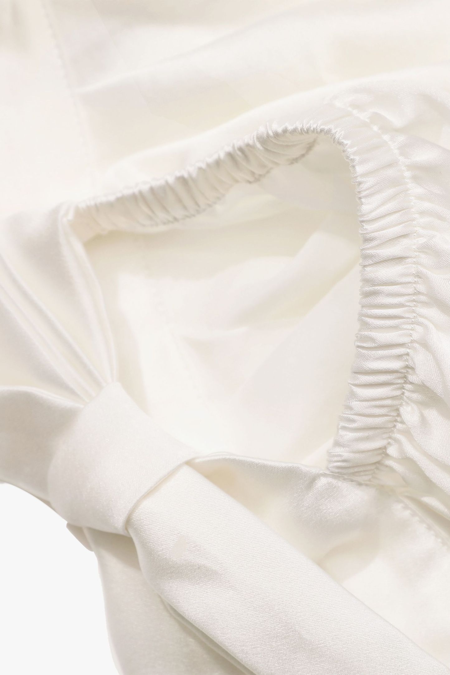 #color_Natural White