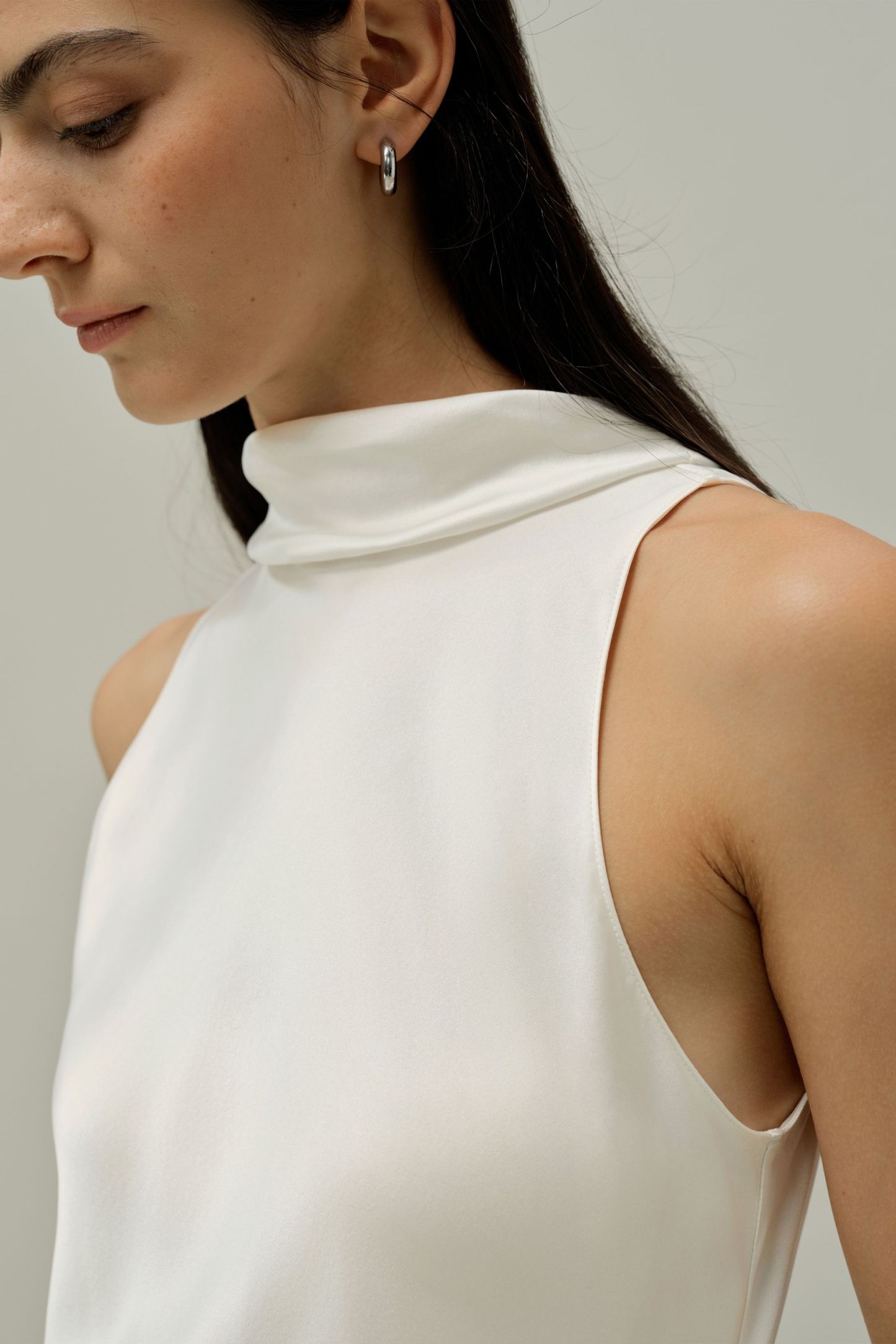 #color_Natural White