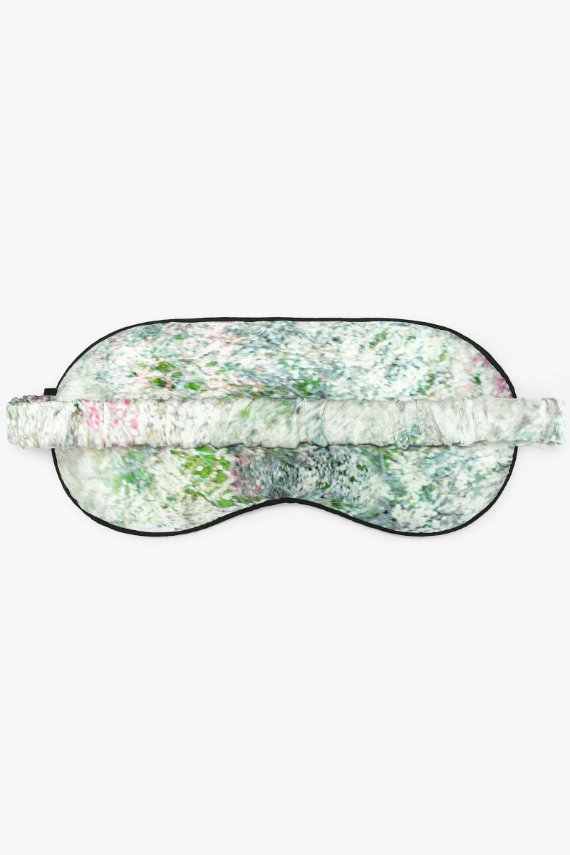 #color_Plum Blossom