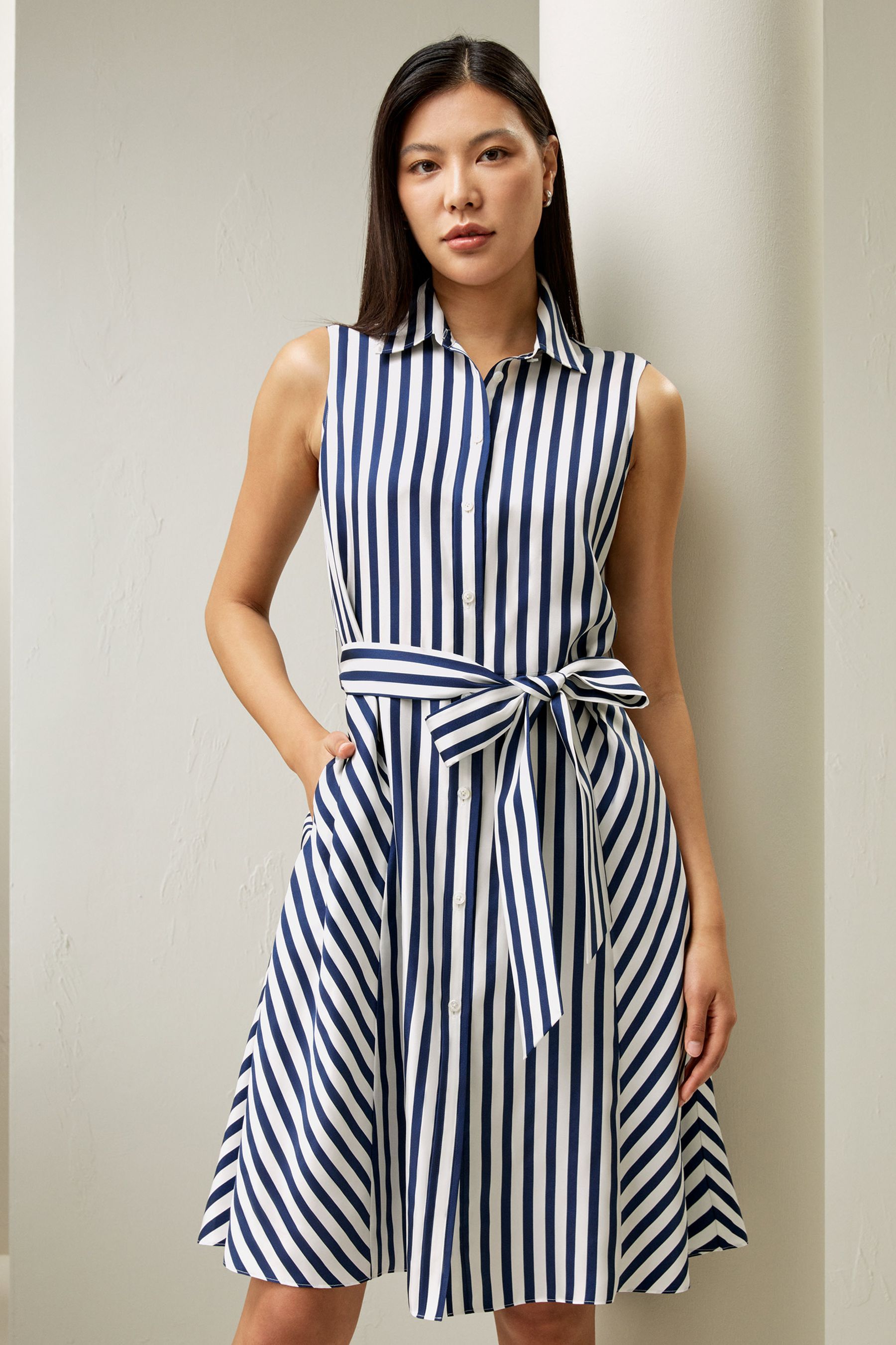 #color_Blue-White-Pinstripes
