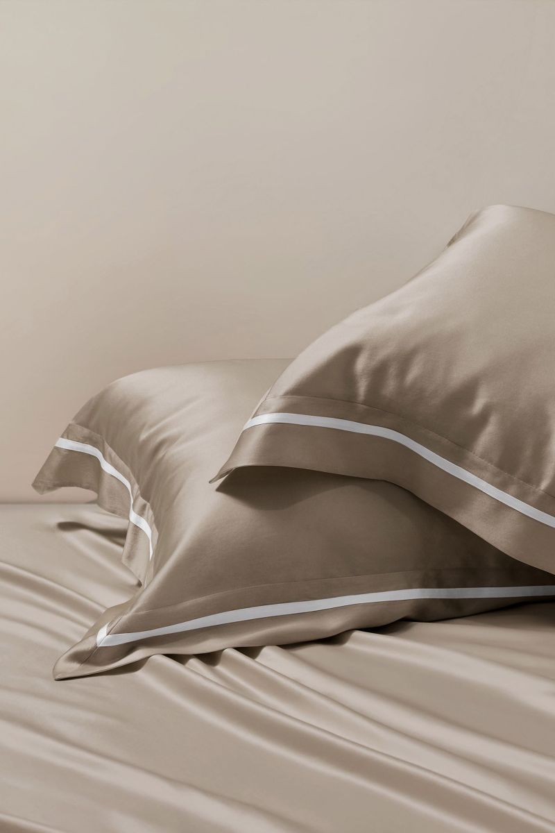 #color_Silvergray