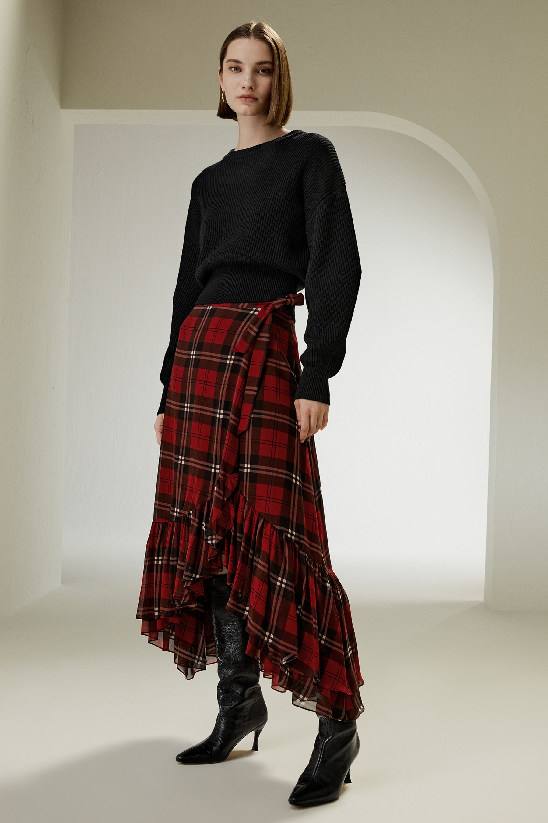 #color_Black and Red Square