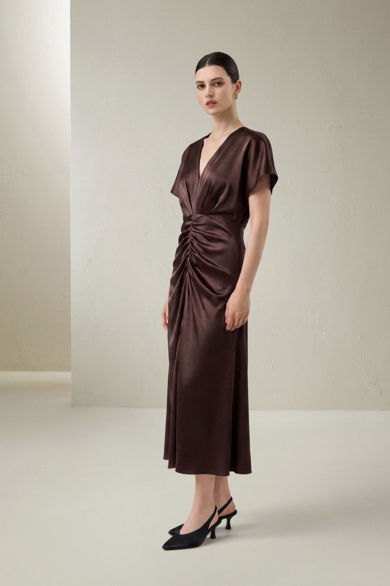 #color_Dark-Brown