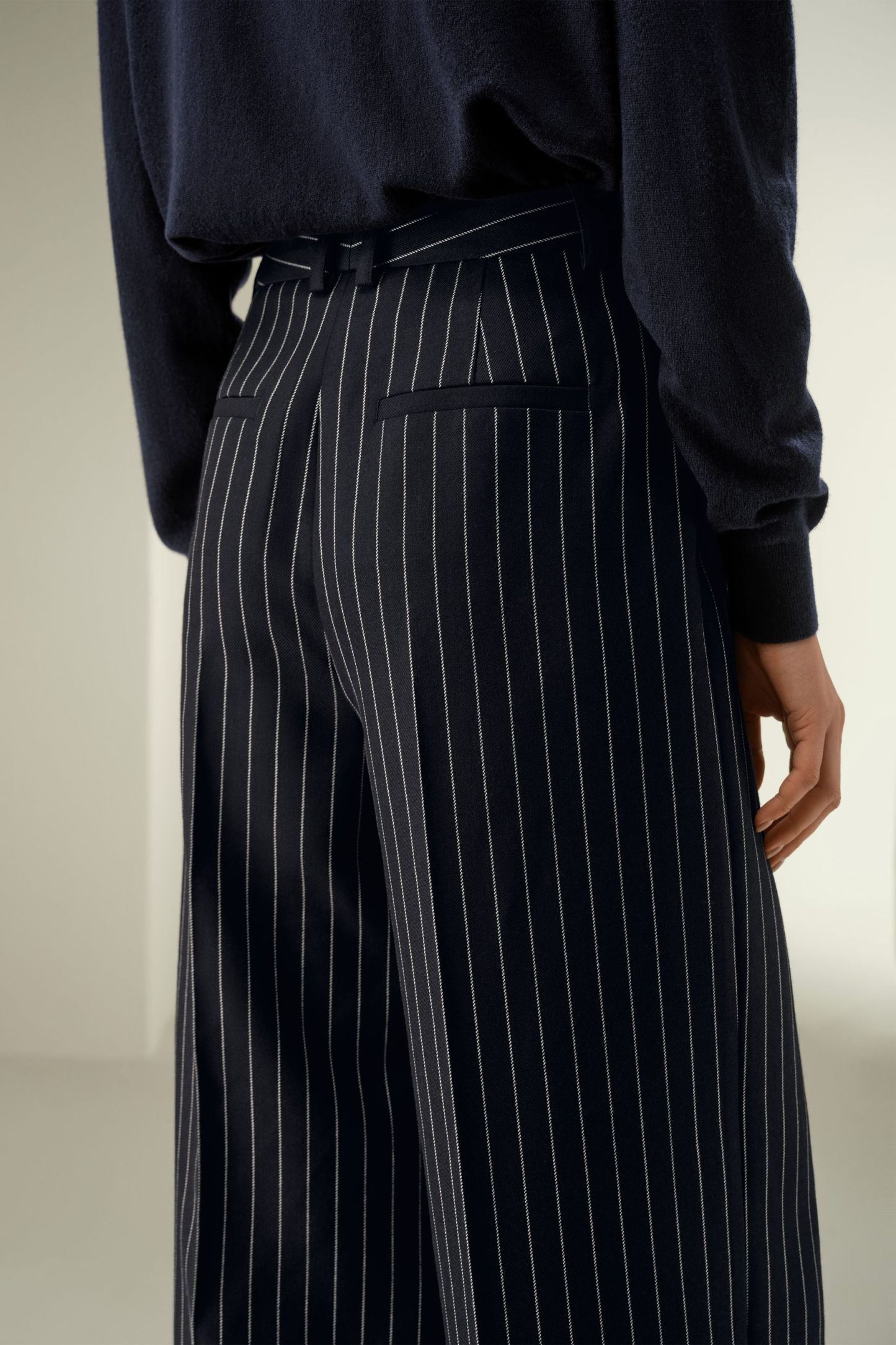 #color_Navy White Pinstripe