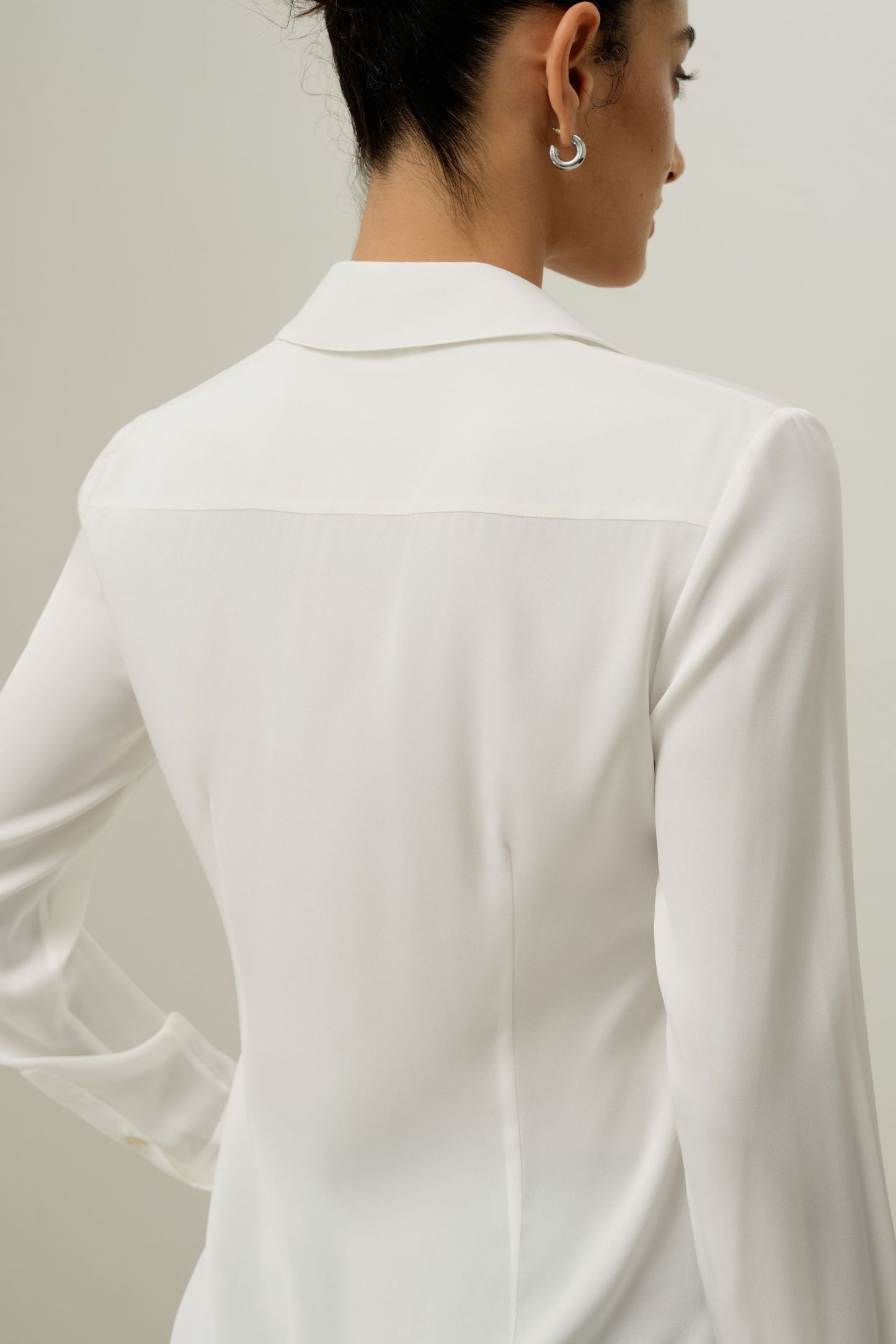 #color_Natural White