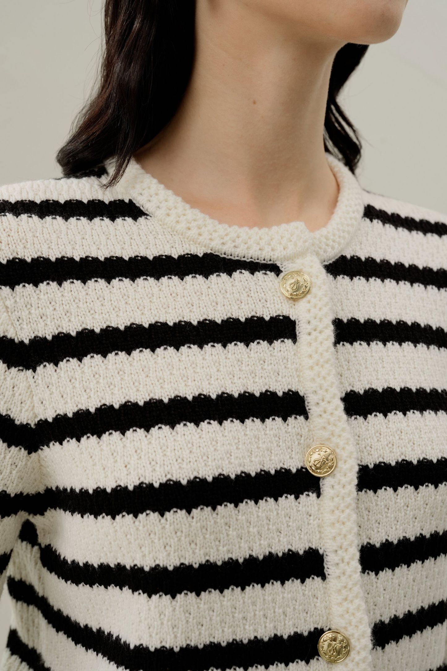 #color_Black&White Stripes