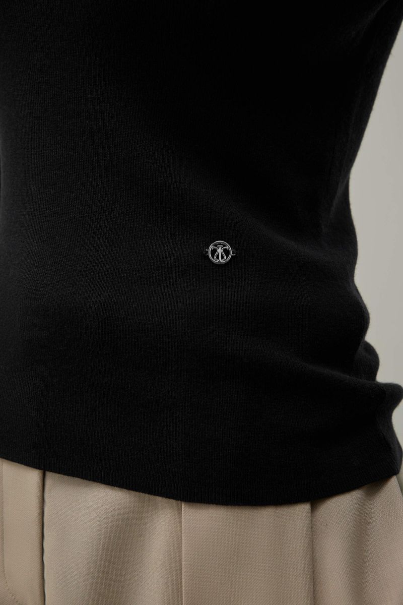 #color_Black