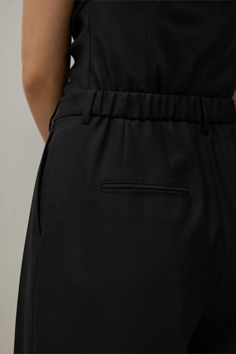 #color_Black