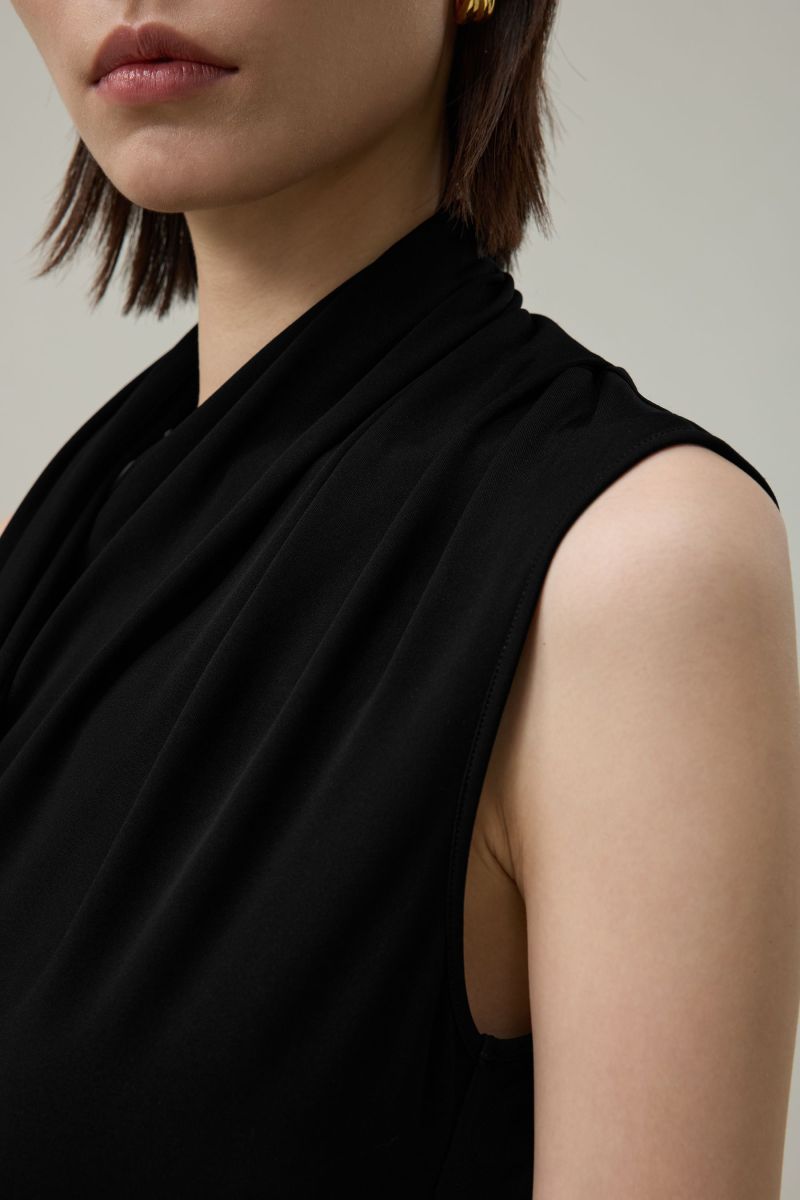 #color_Black