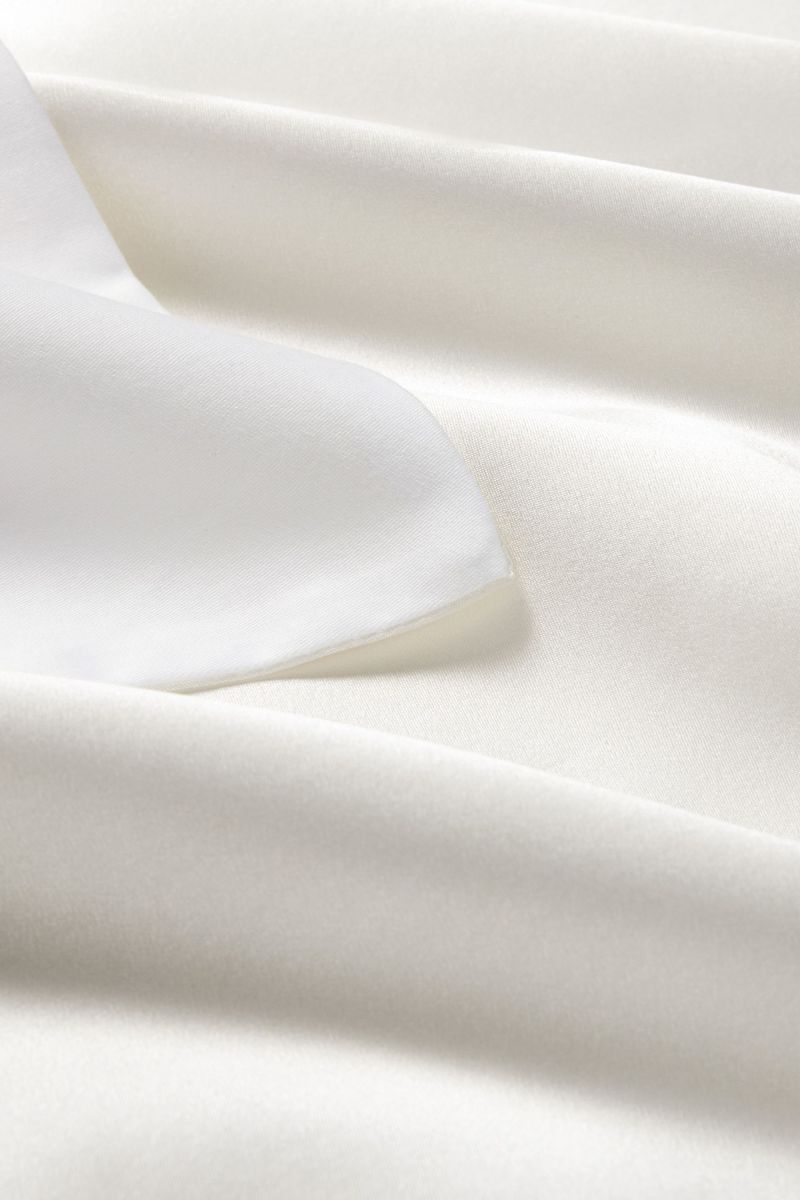 #color_Natural White