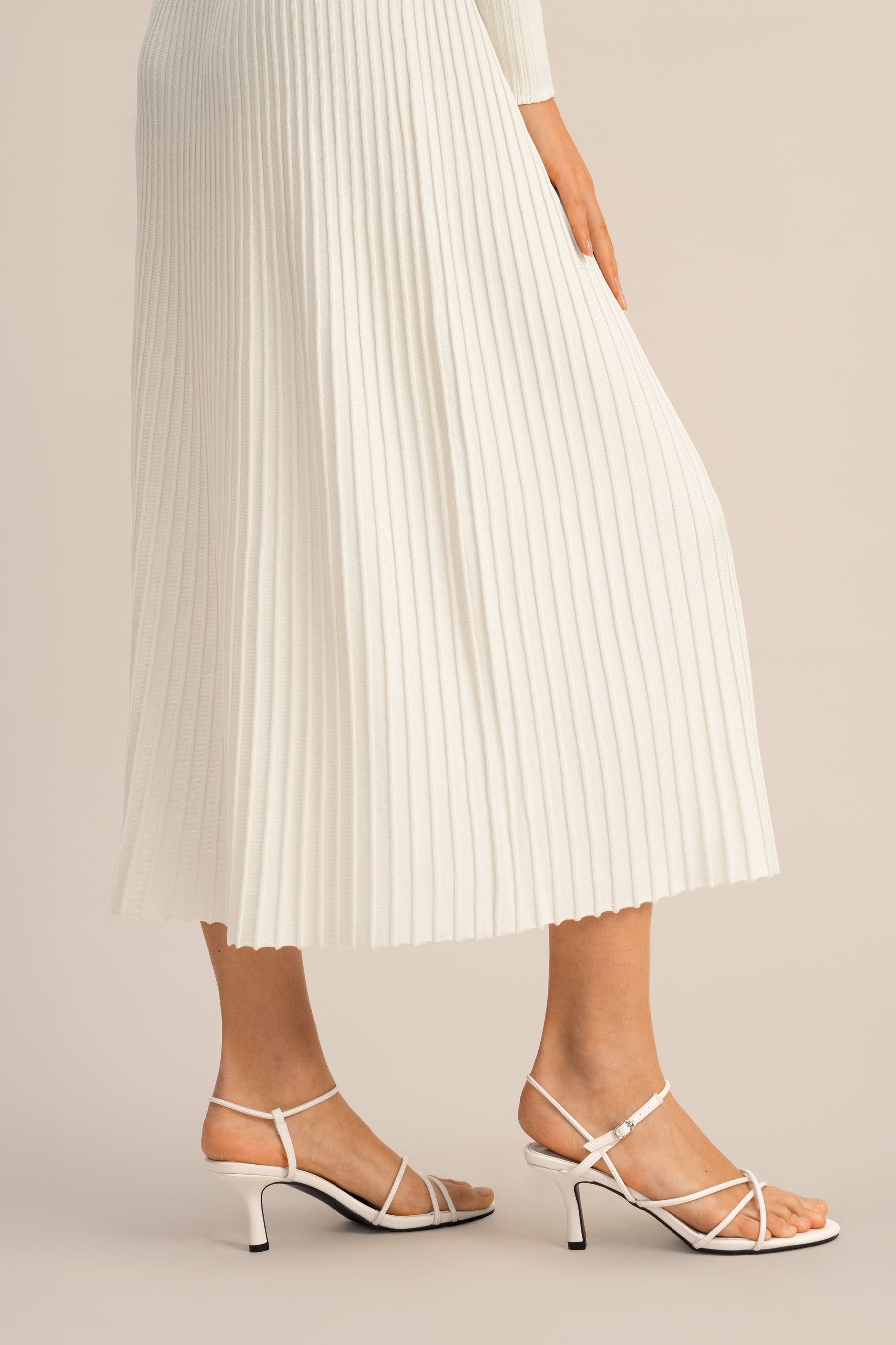 #color_Natural White