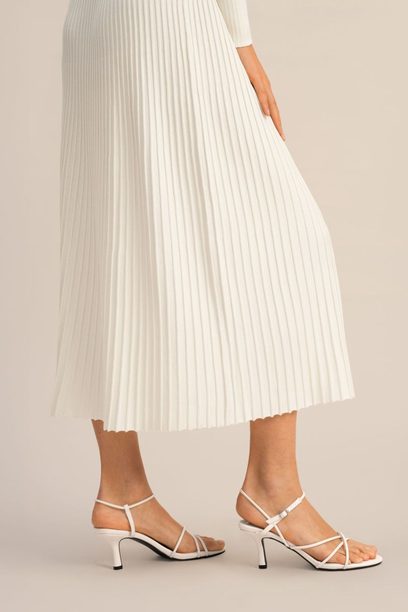 #color_Natural White