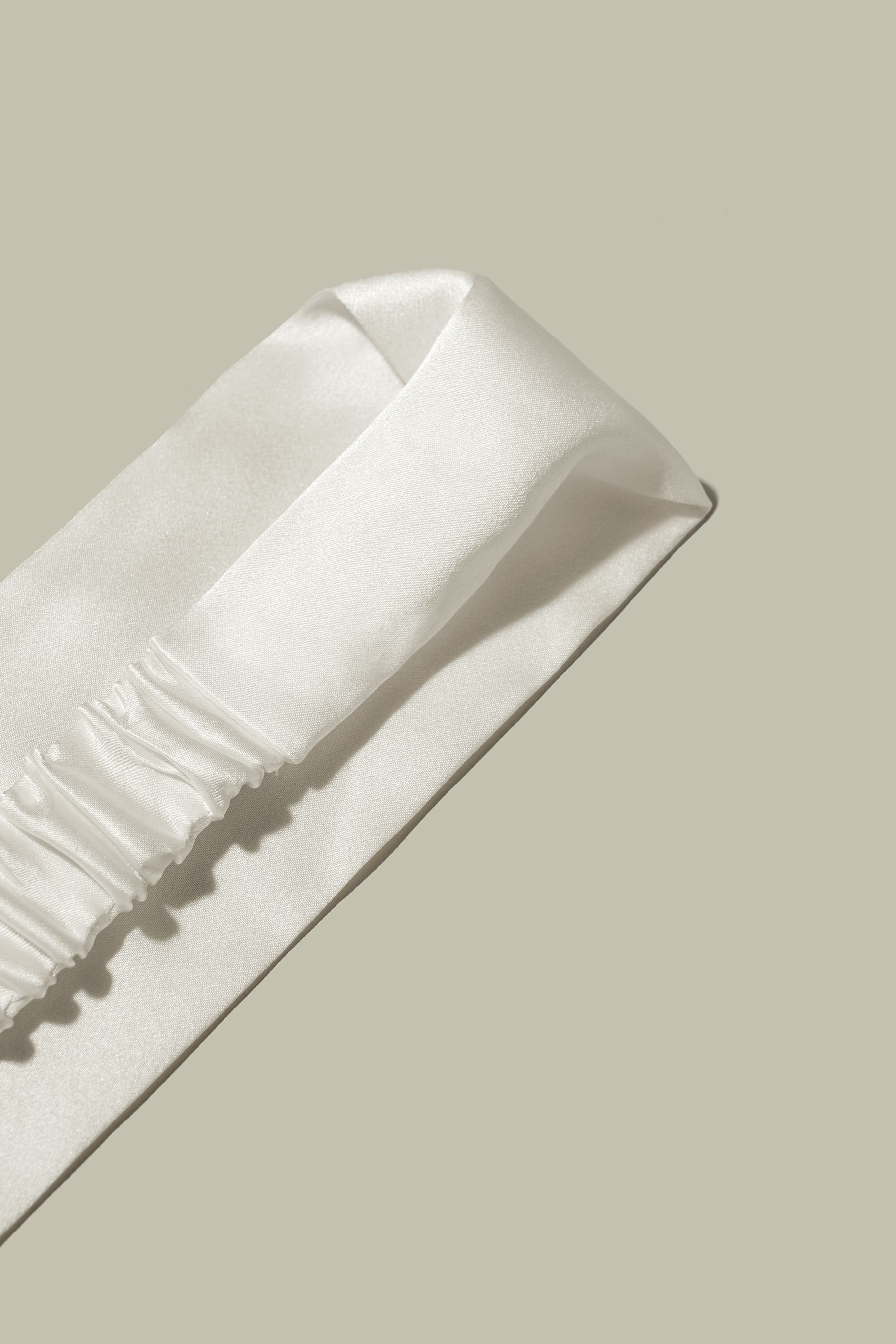 #color_Black+Natural White