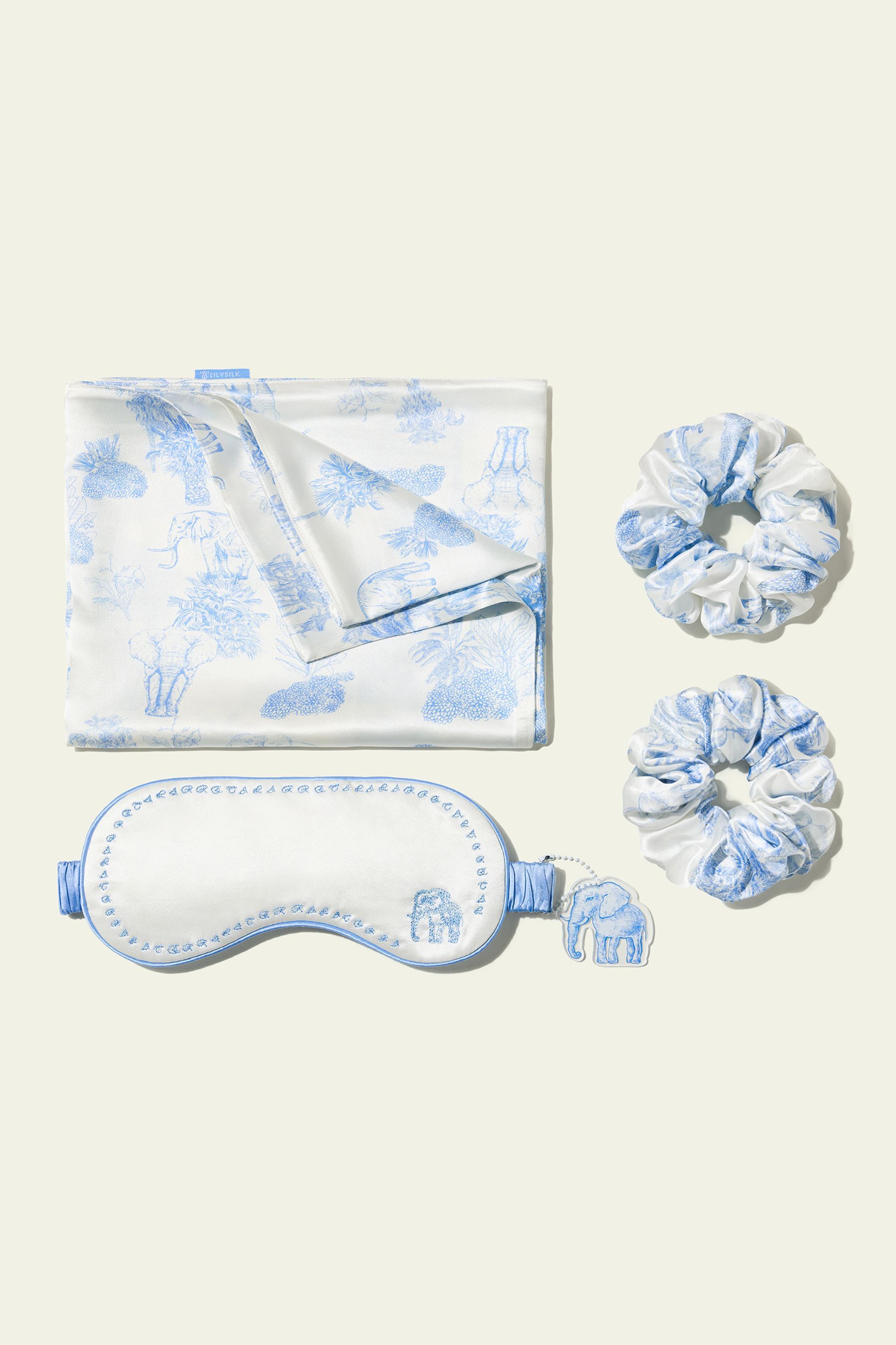 La Terra Romantic Silk Sleeping Set