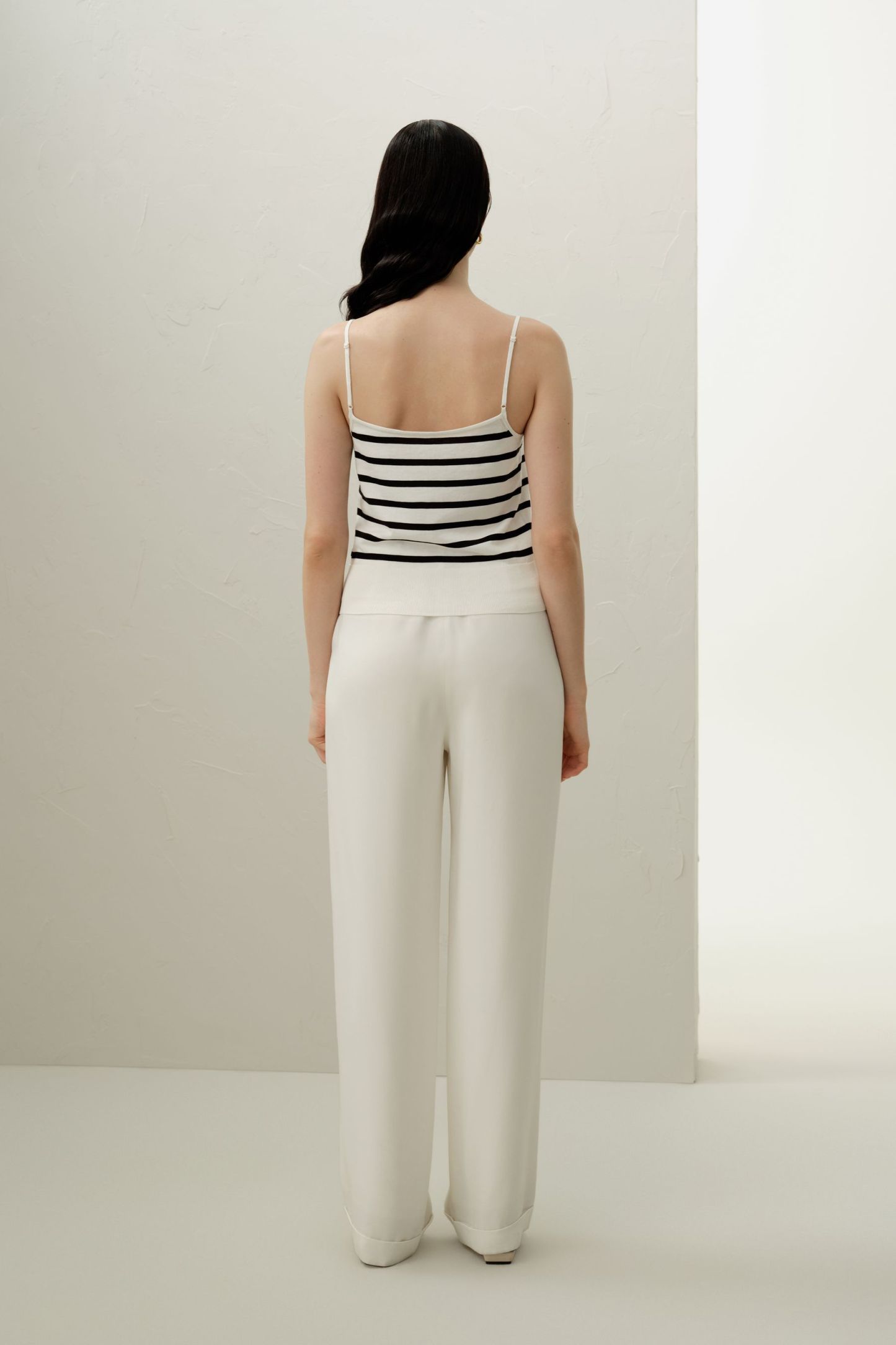 #color_Black&White Stripes