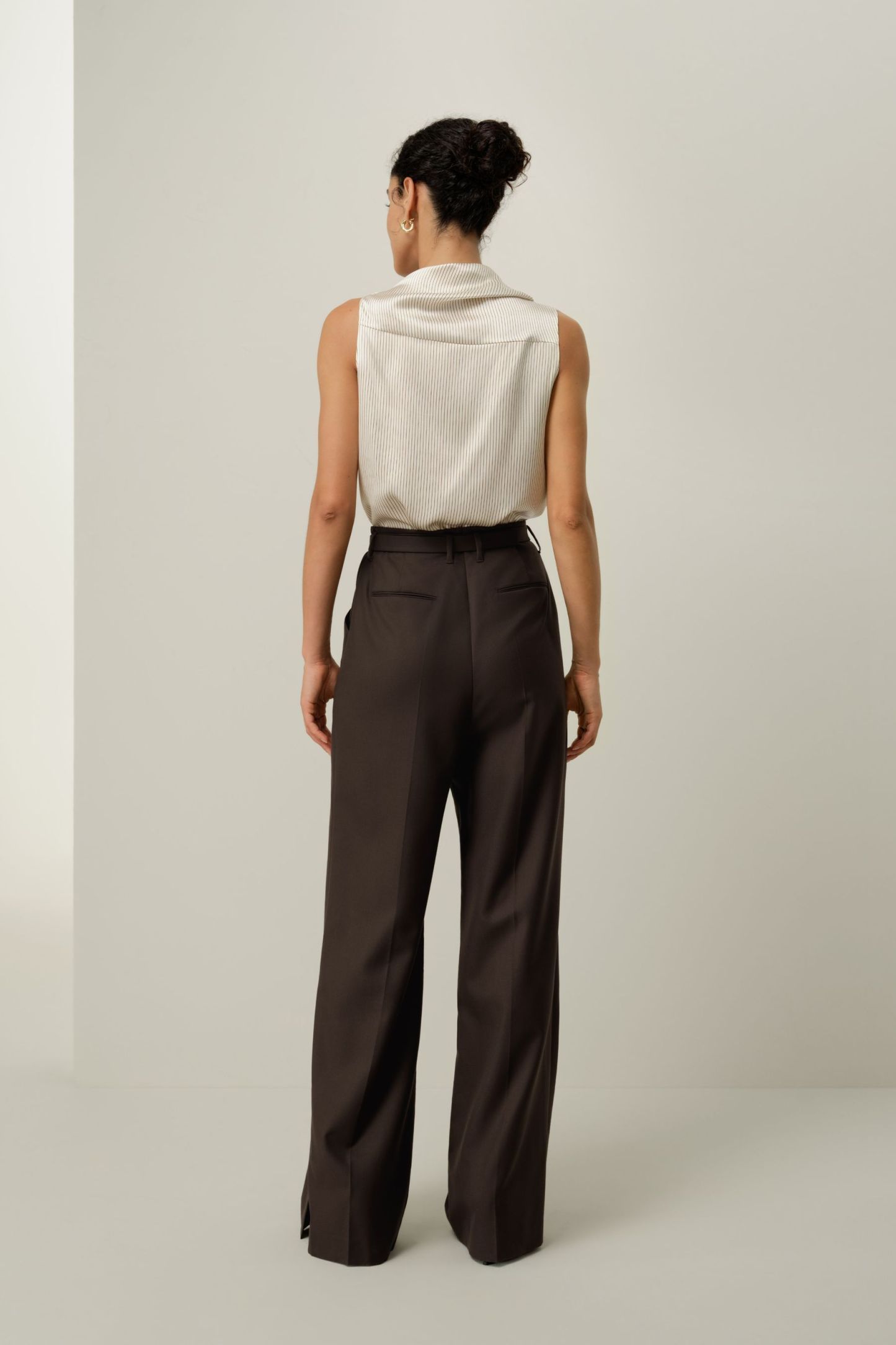 #color_Drifted Mocha