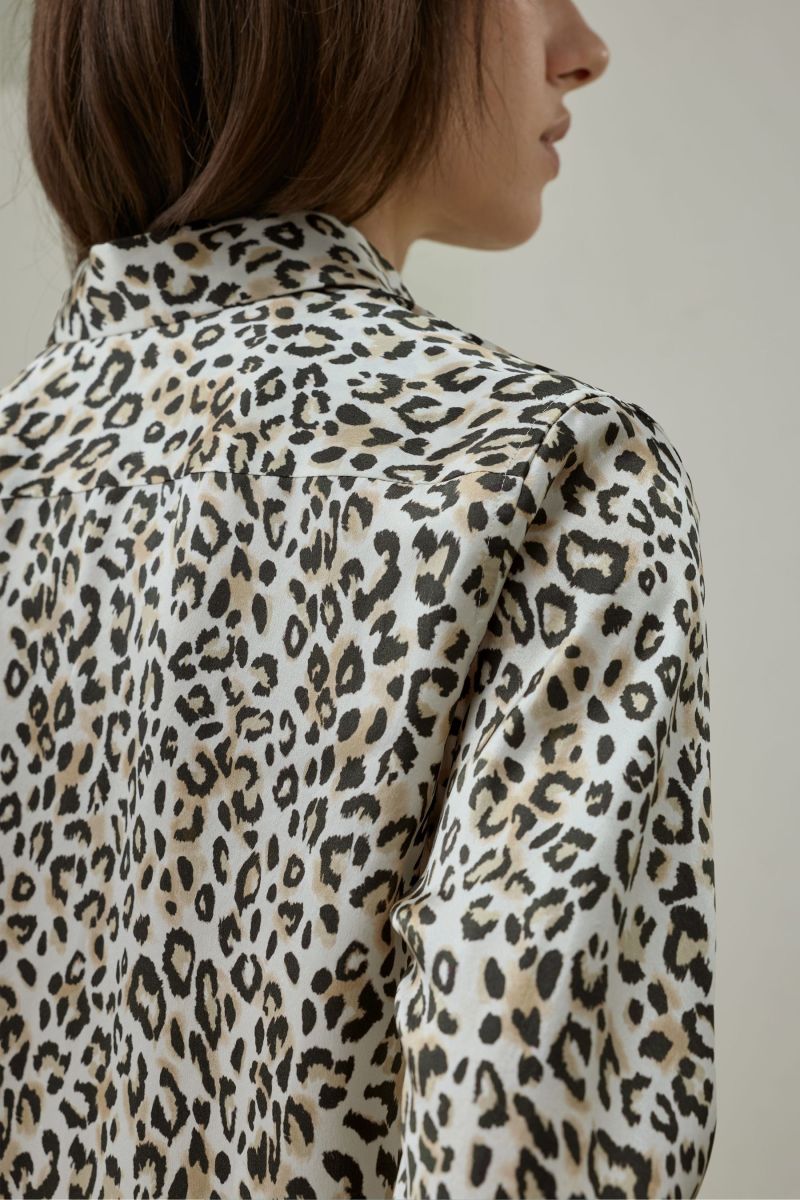 #color_Dawn Leopard