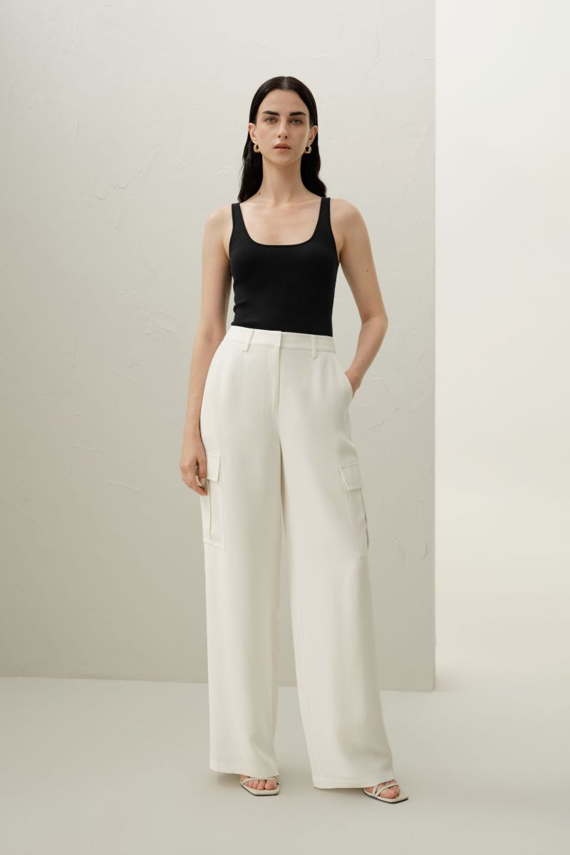 #color_Natural White