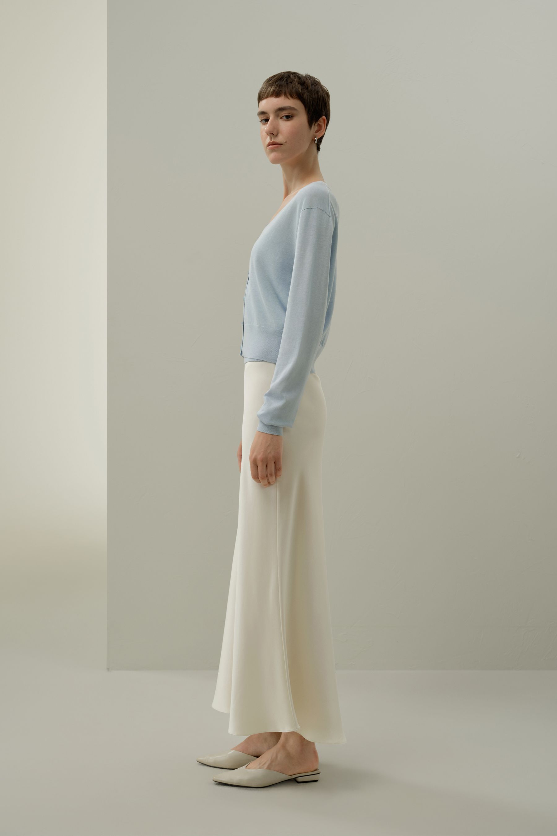 #color_Celestial Blue