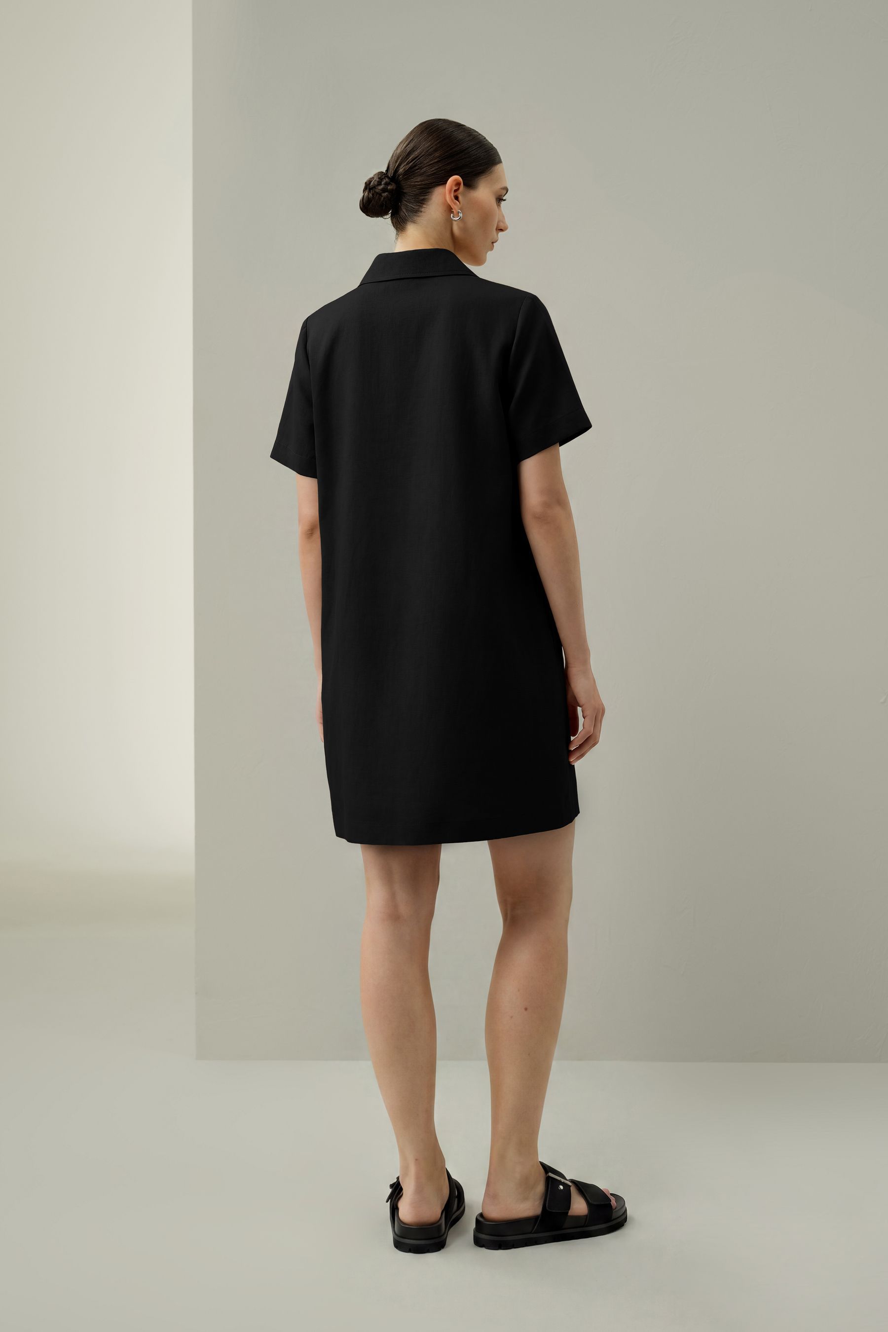 #color_Black