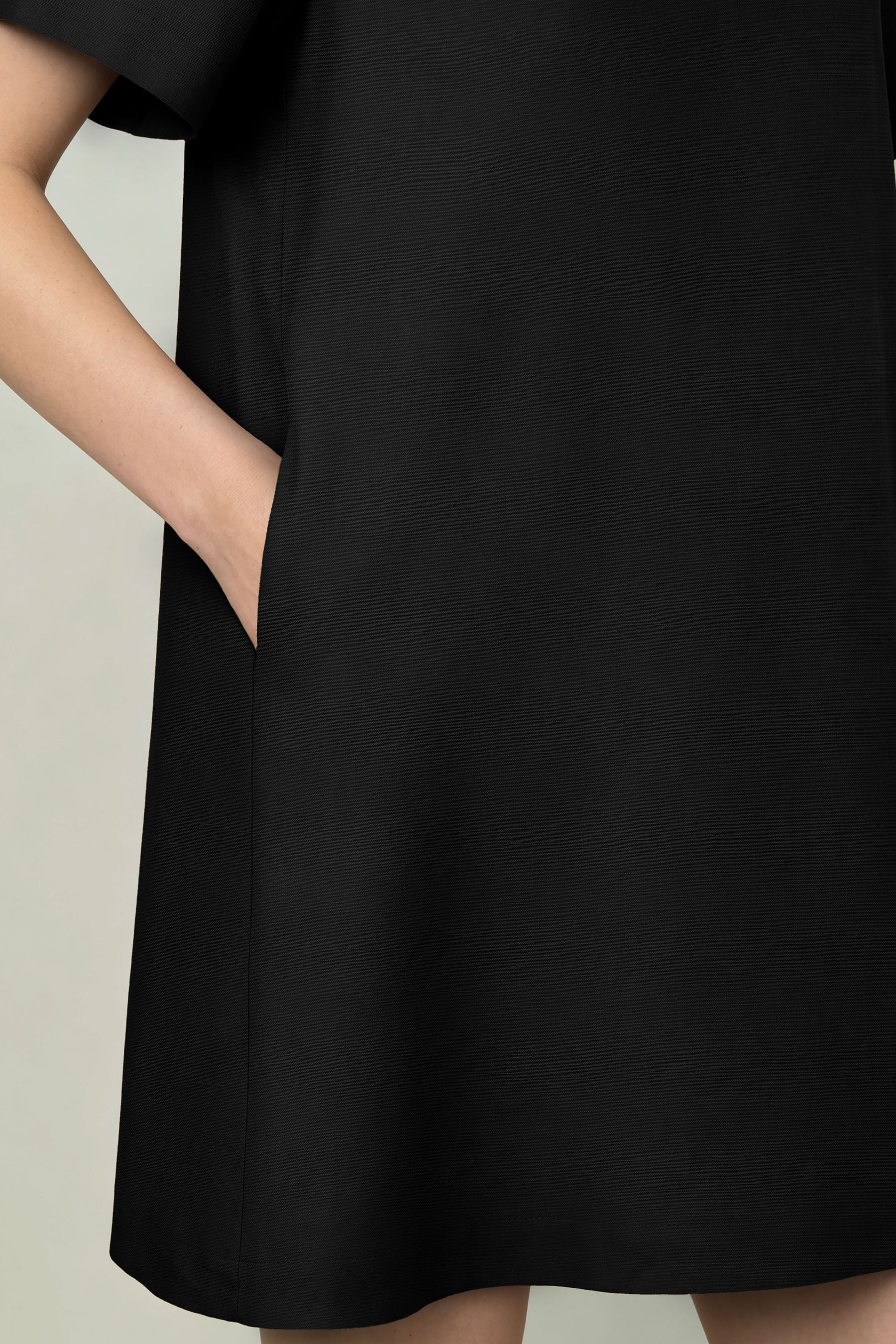 #color_Black